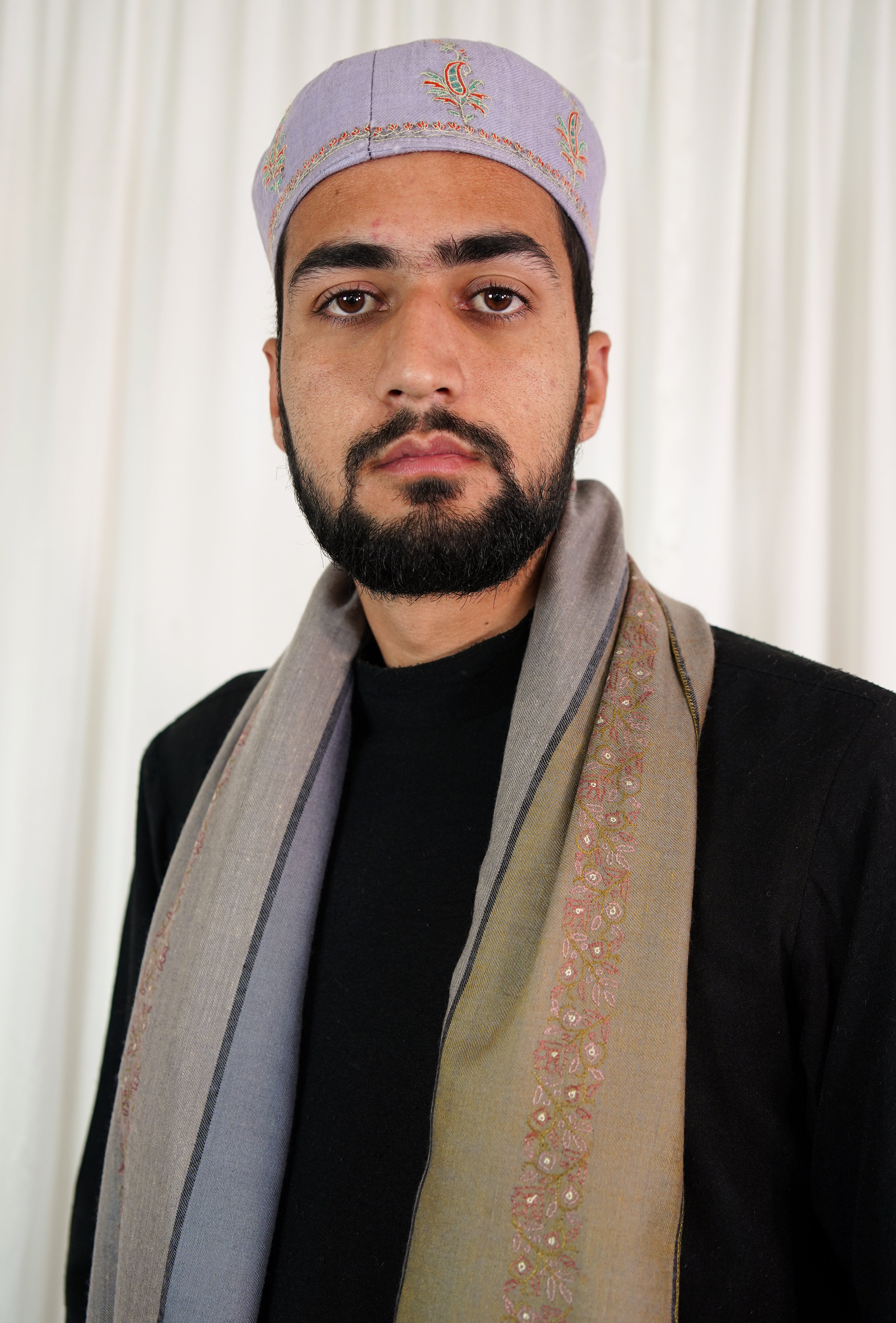 Sozni embroidery cap T061