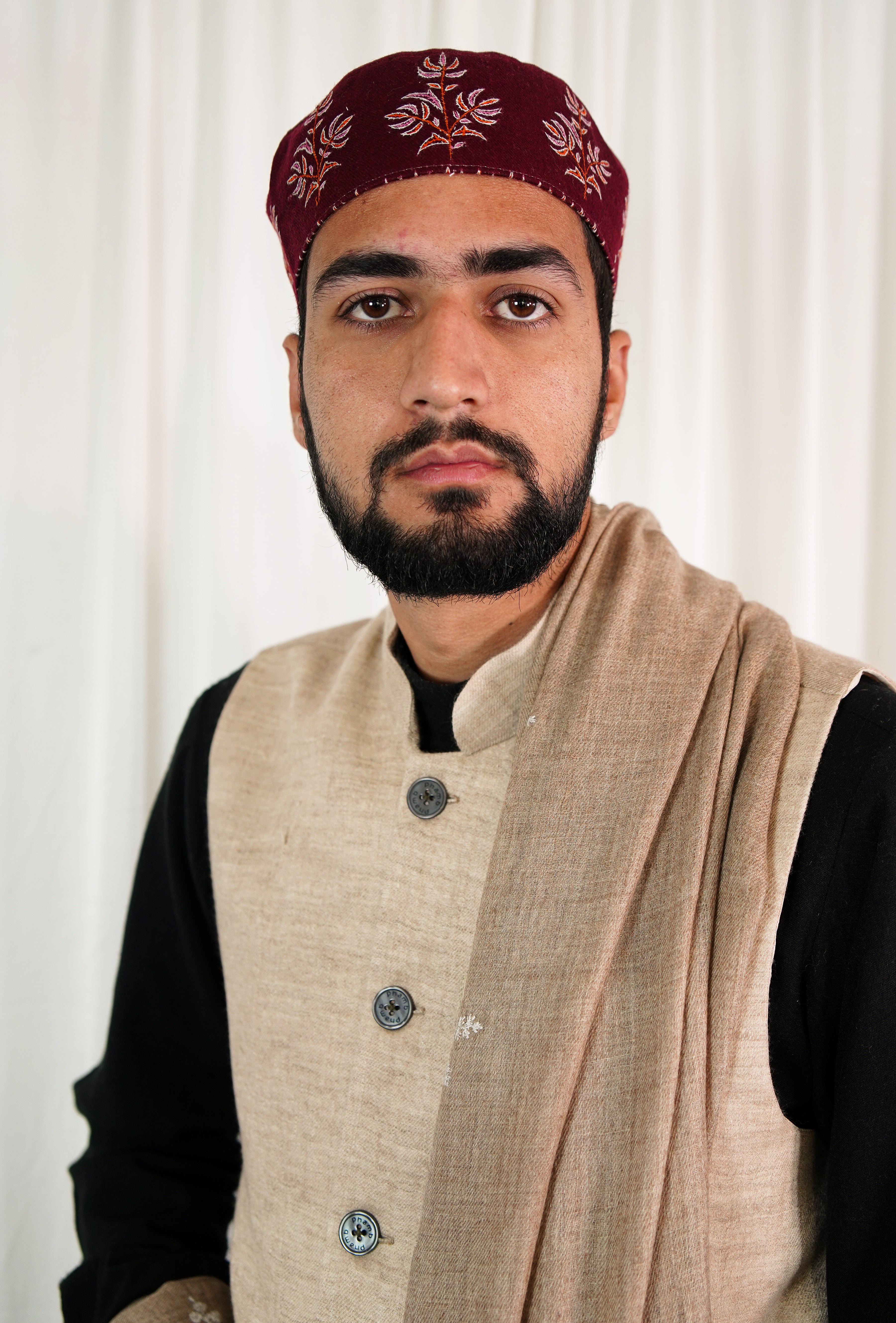 Sozni embroidery cap T067