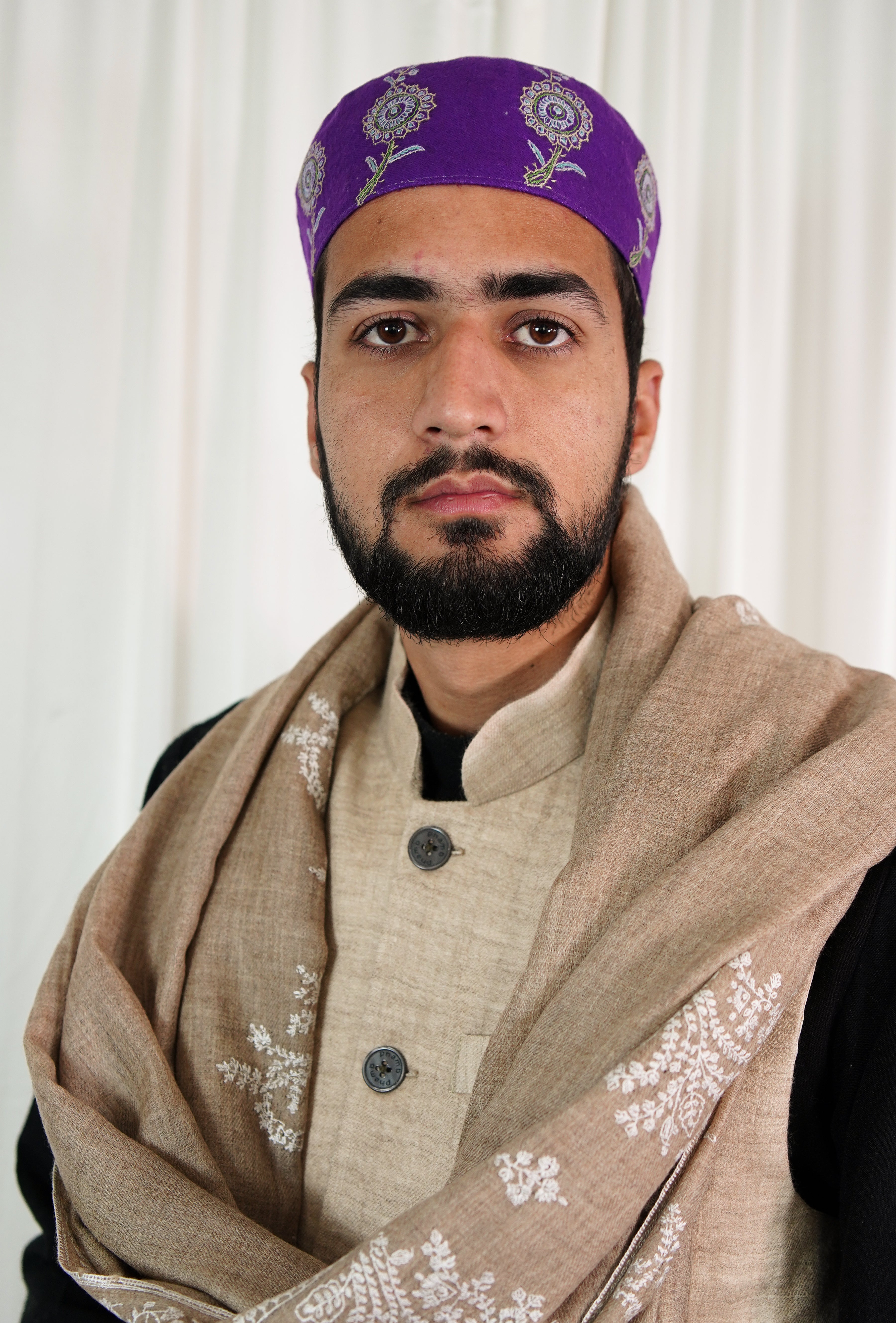 Sozni embroidery cap T069