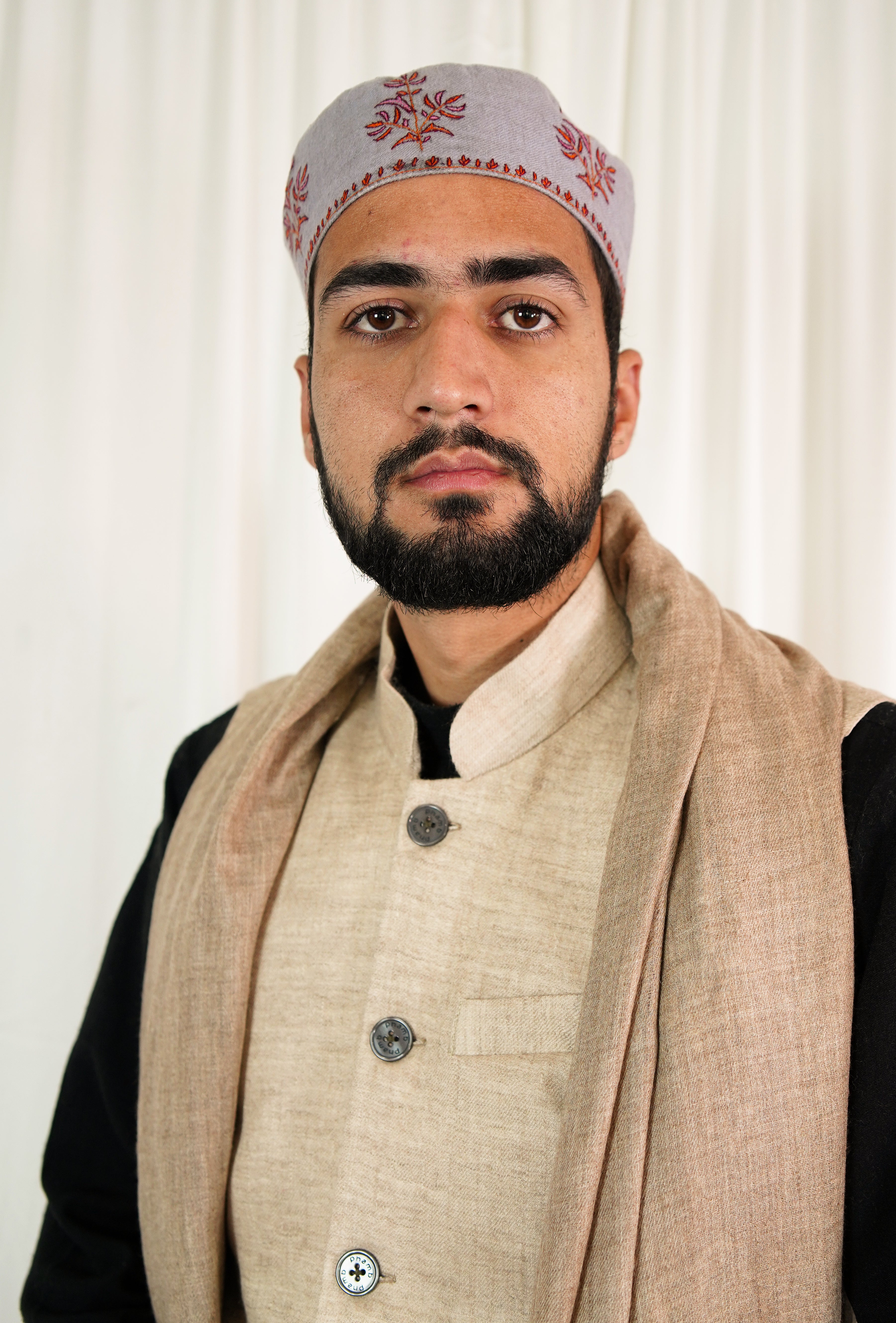 Sozni embroidery cap T072