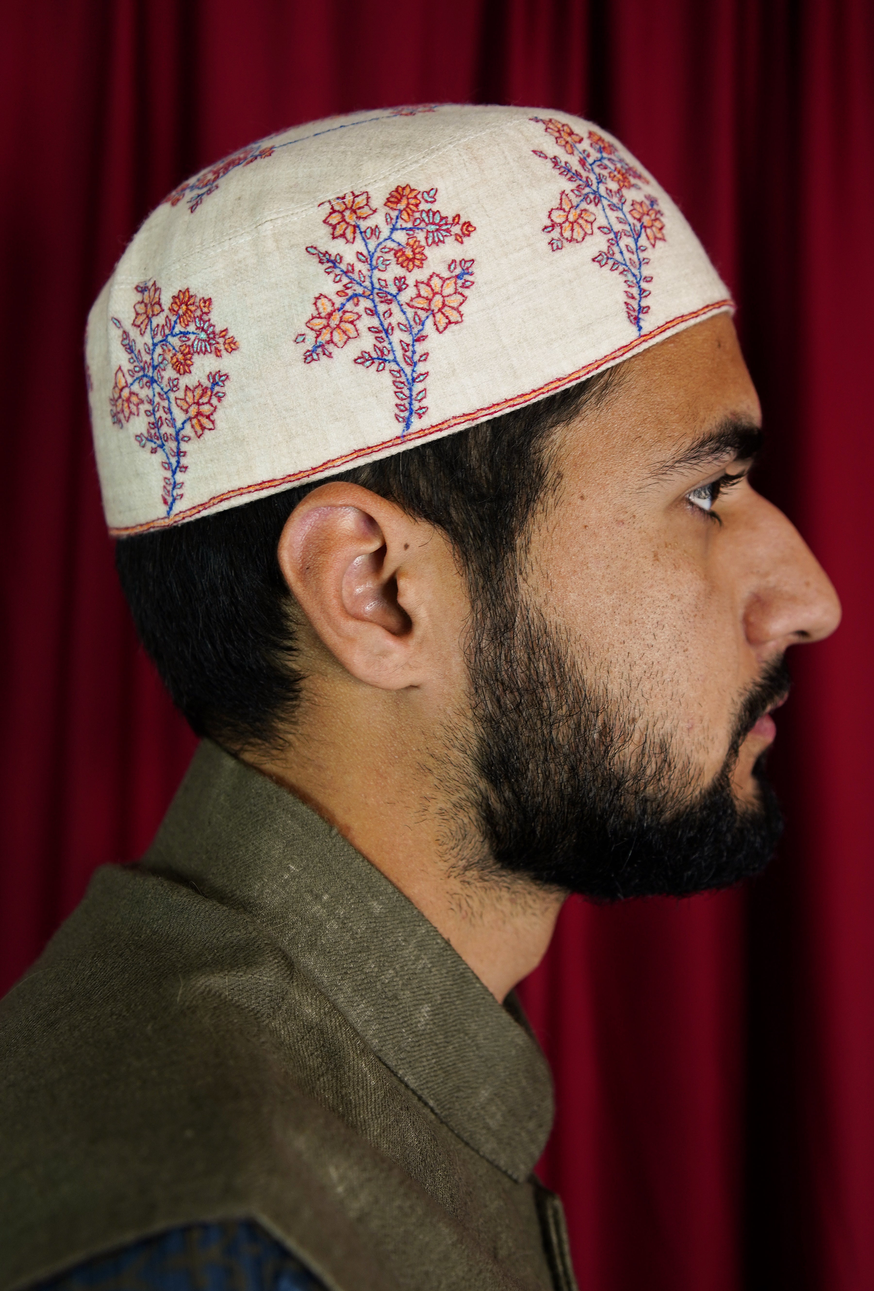 Sozni embroidery cap T077