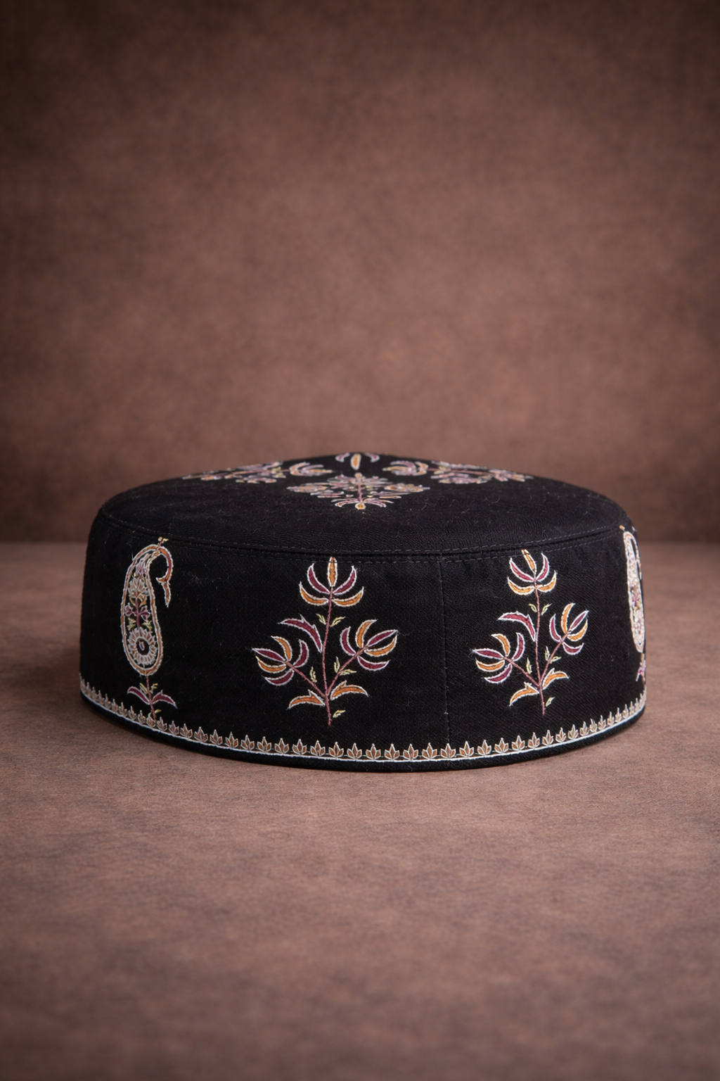 Sozni embroidery cap T018