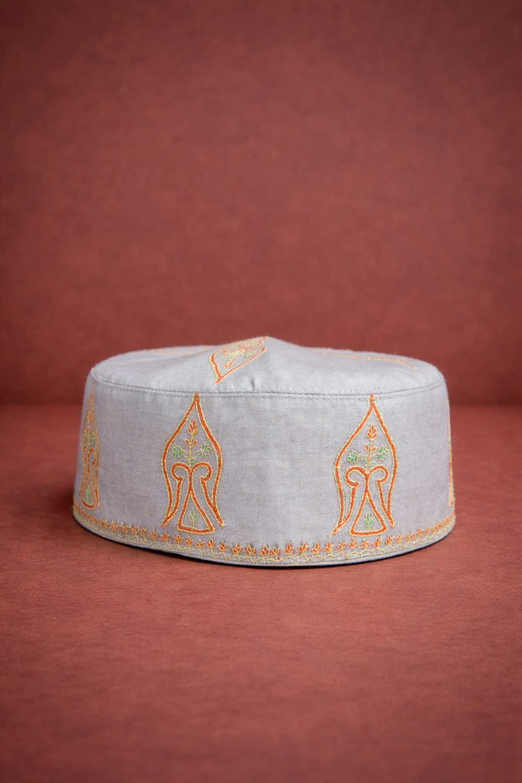 Sozni embroidery cap T068