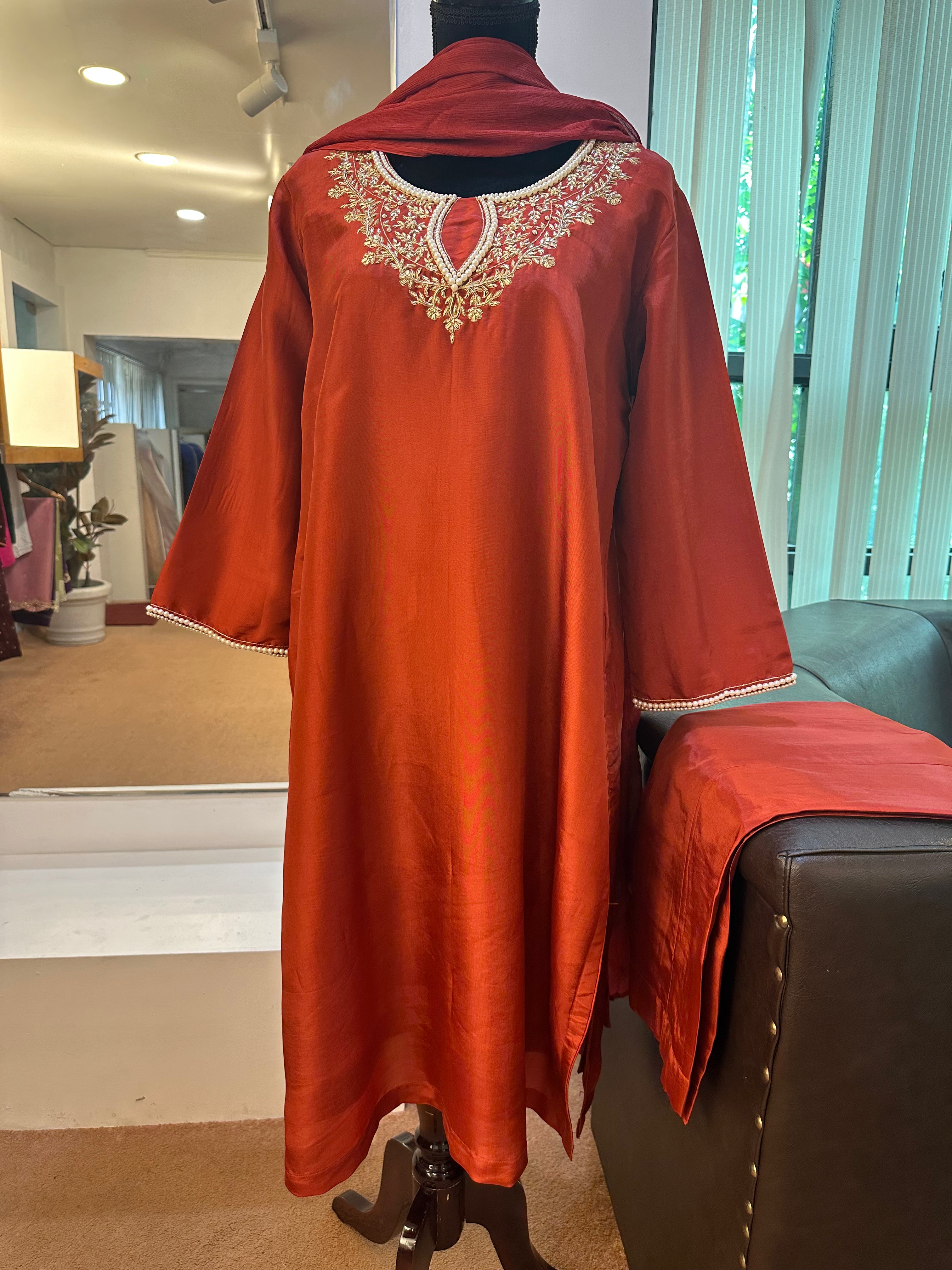 Rust handwork suit pbks515