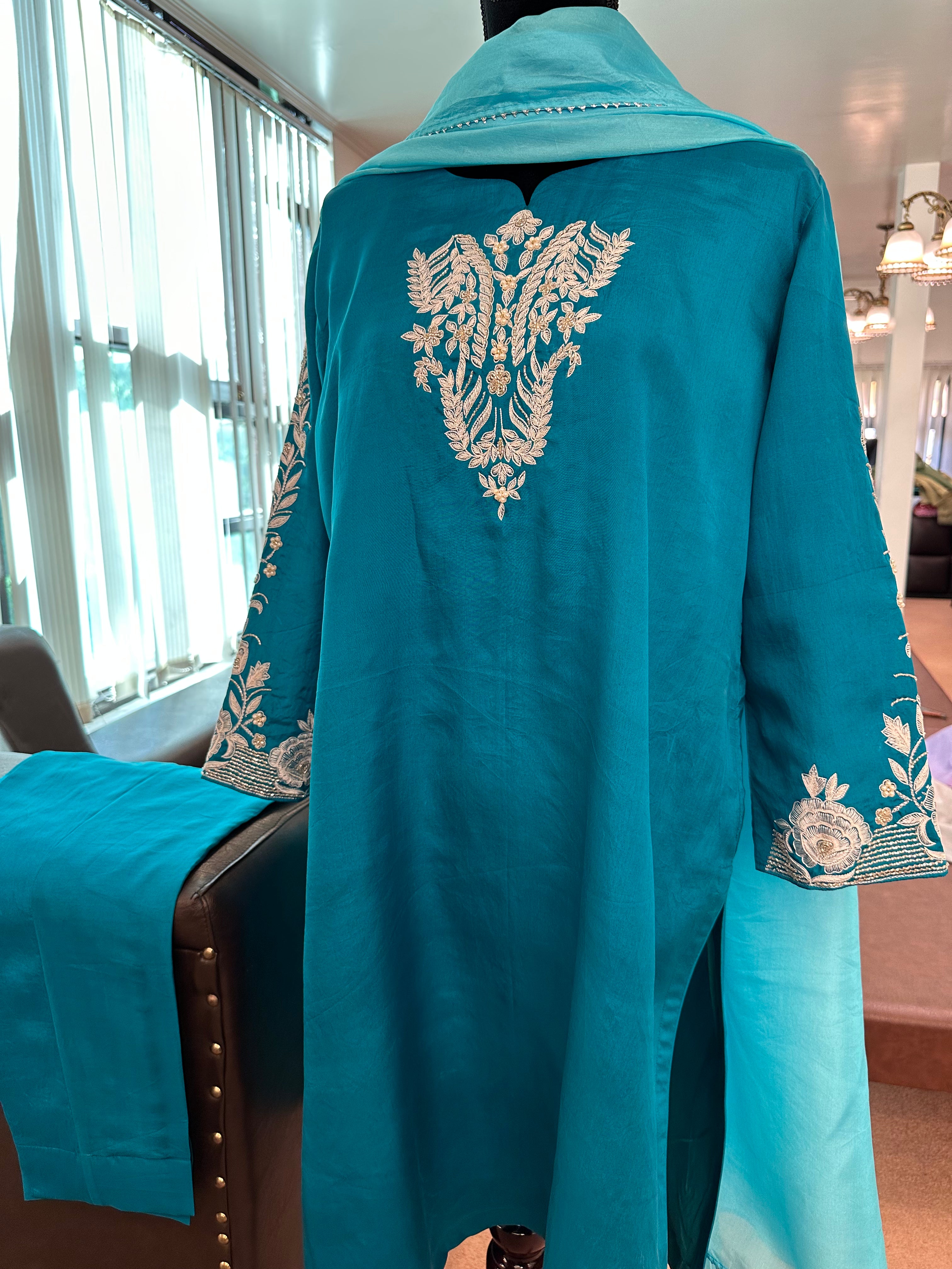Puresilk 3 piece kurta set