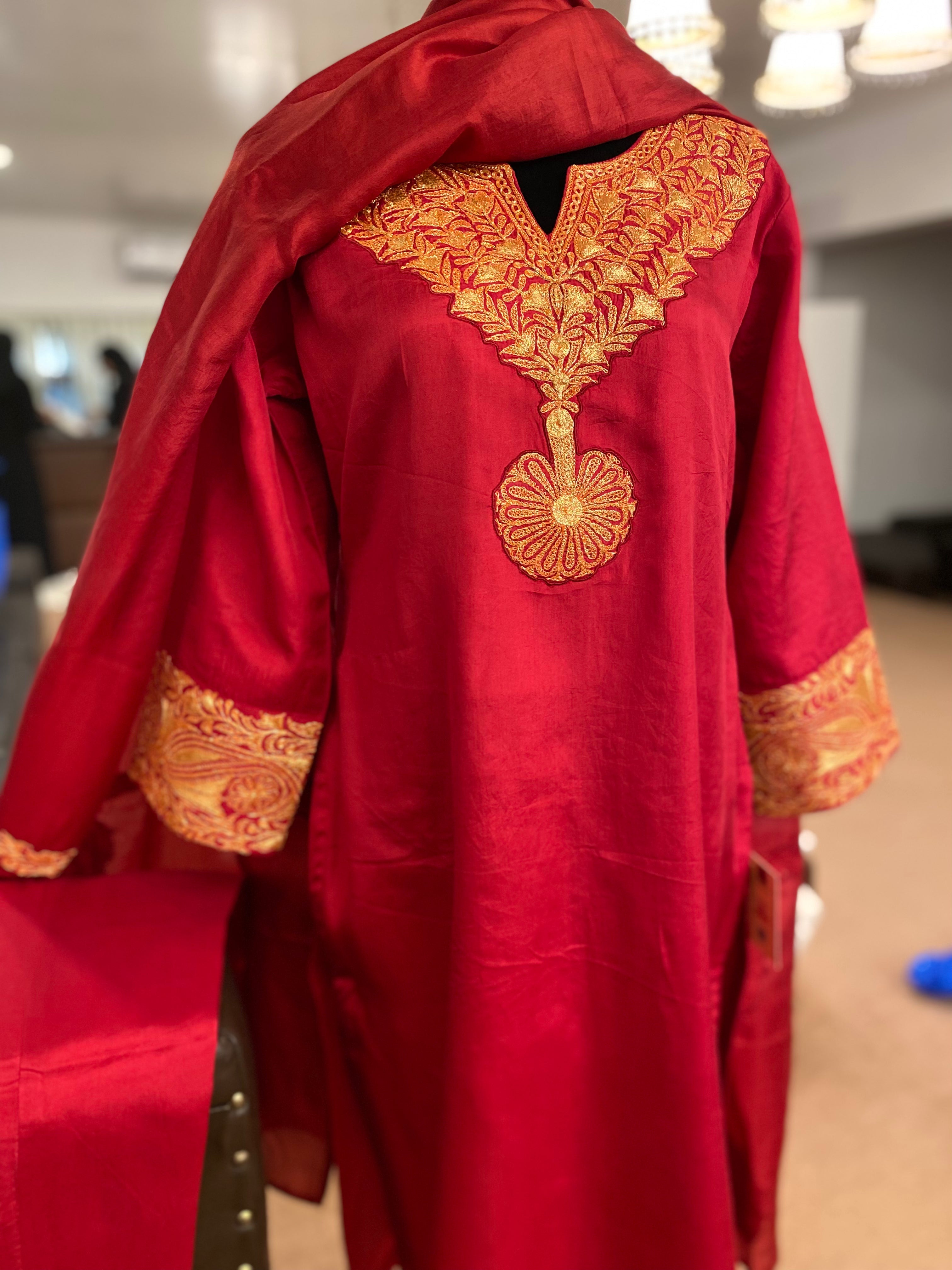 Pure silk Tilla kurta set 3pc stitched