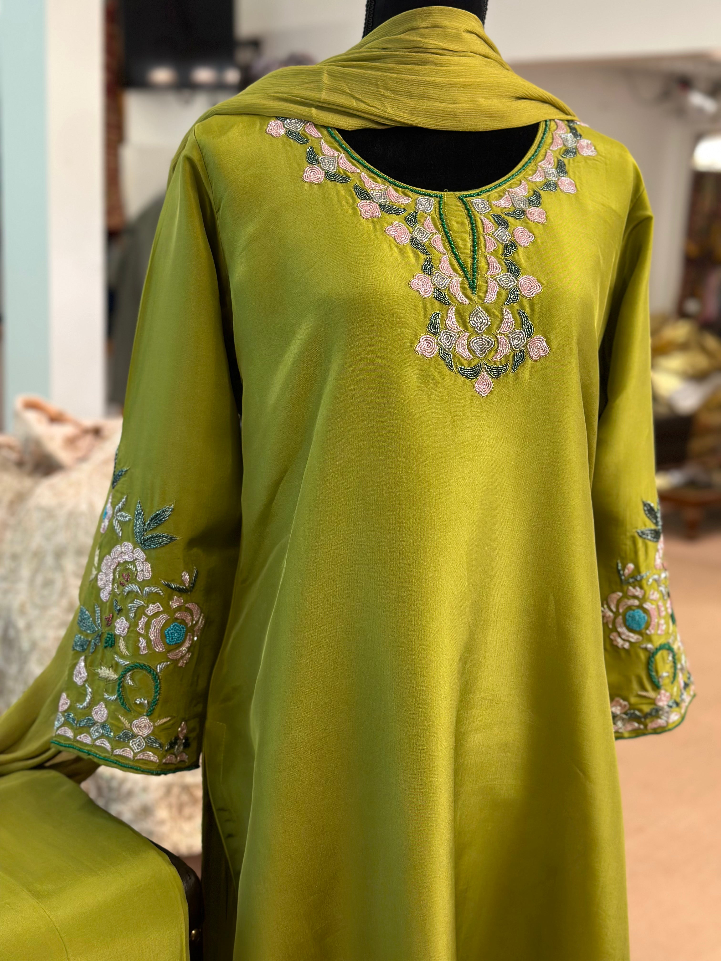 Hand embroidered kurta set 3pc stitched pbks440