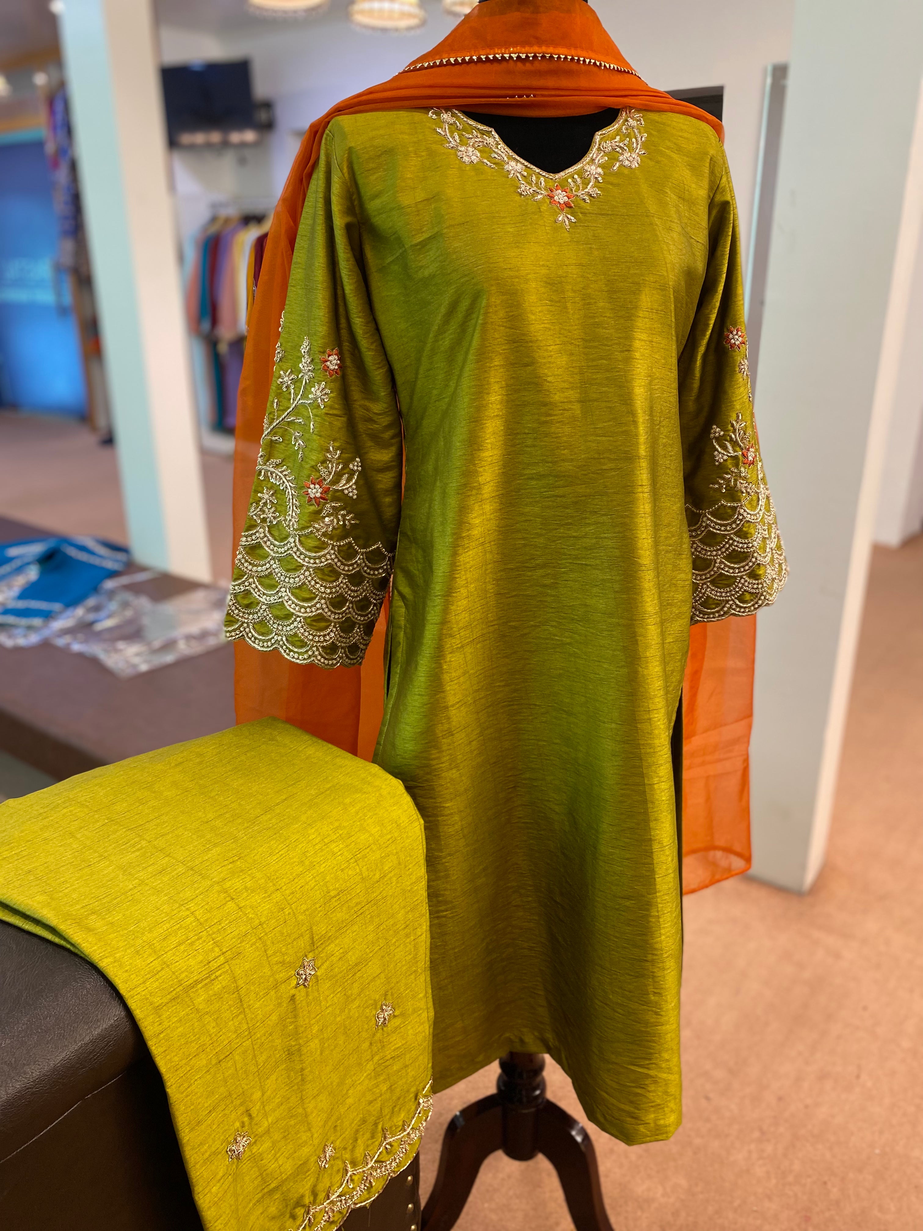 Hand embroidered dress 3pc stitched