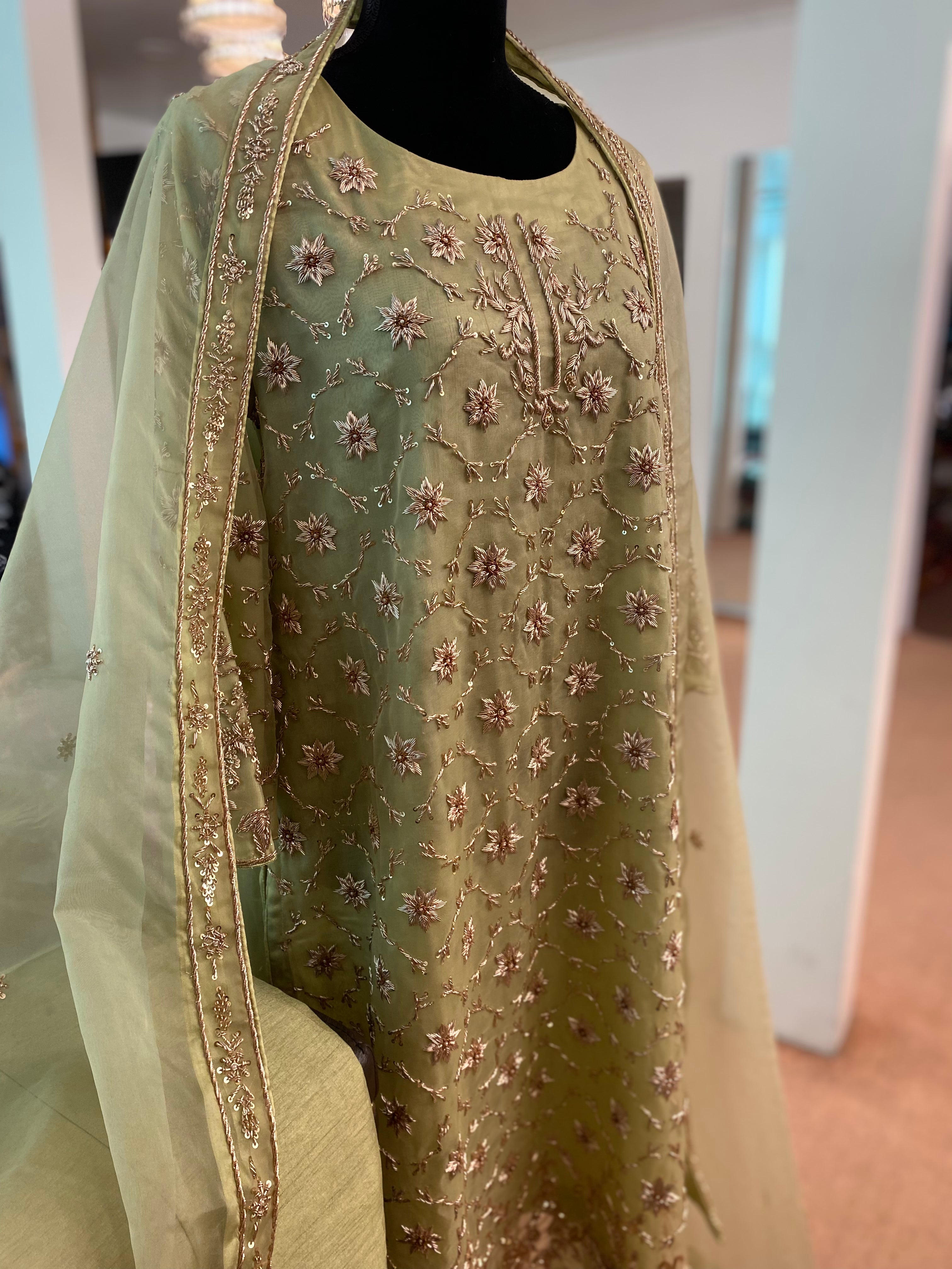 Hand embroidered dress 3pc stitched