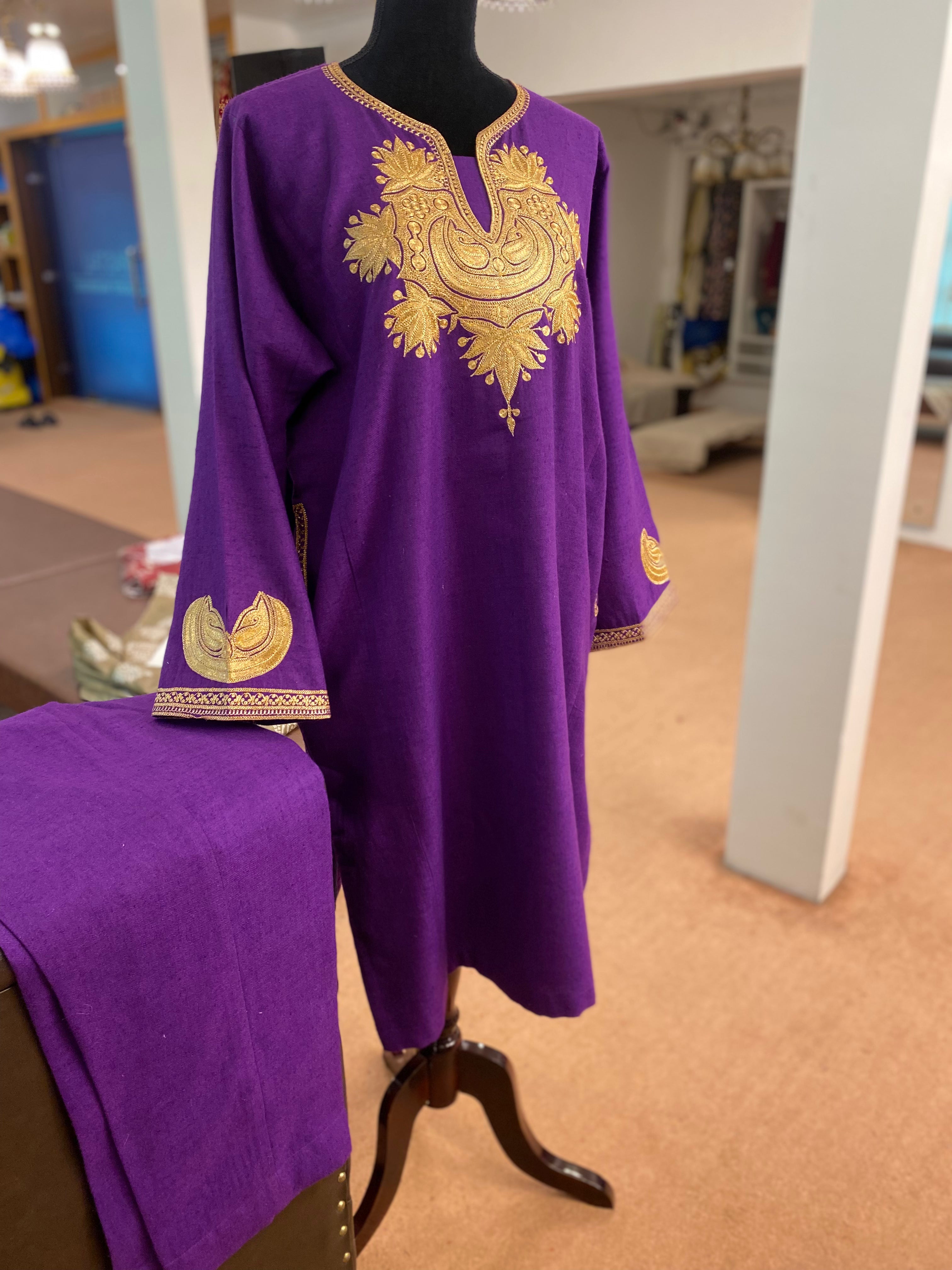 Pure pashmina blend hand tilla pheran set 3pc stitched