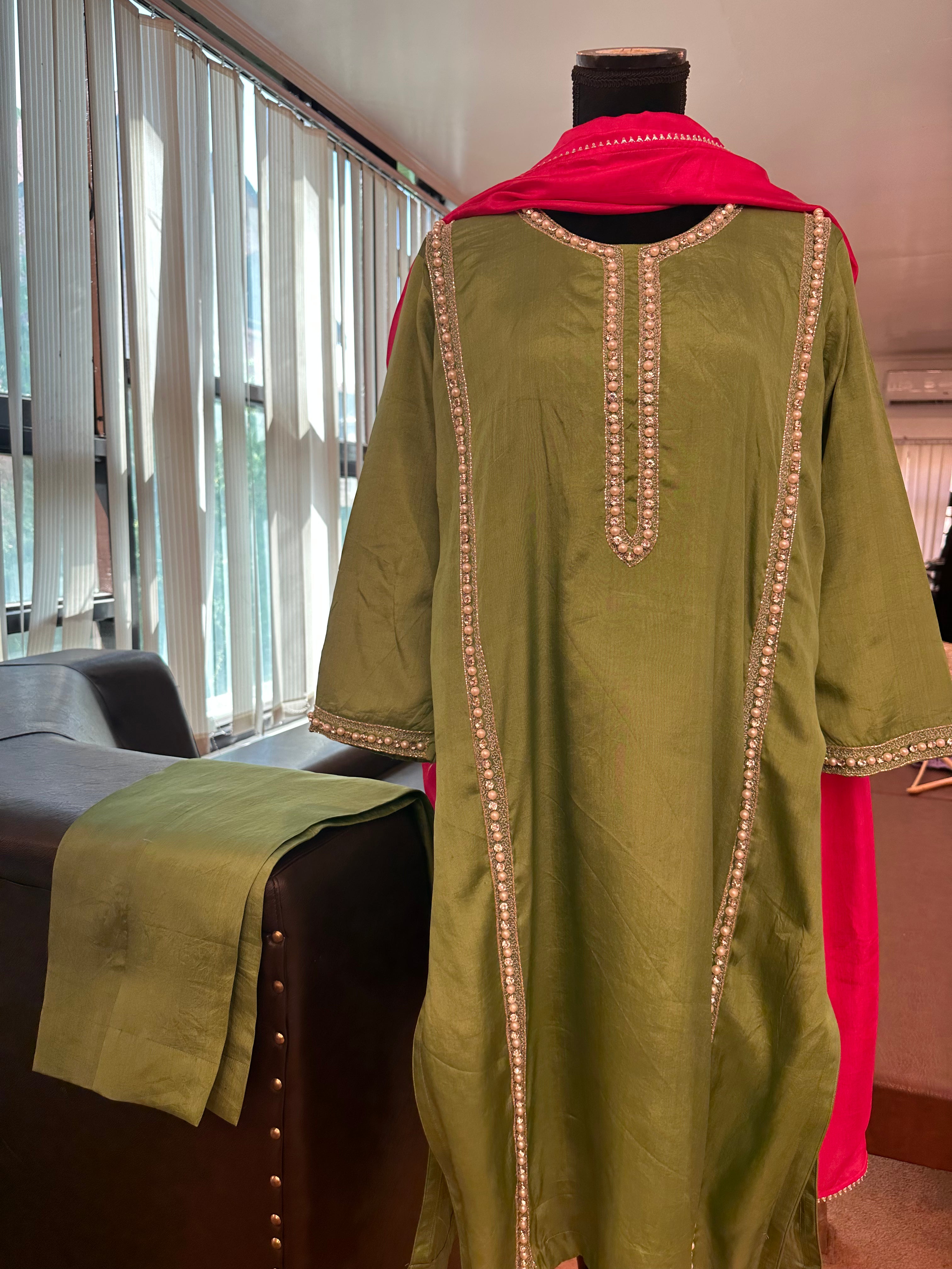 Puresilk 3 piece suit