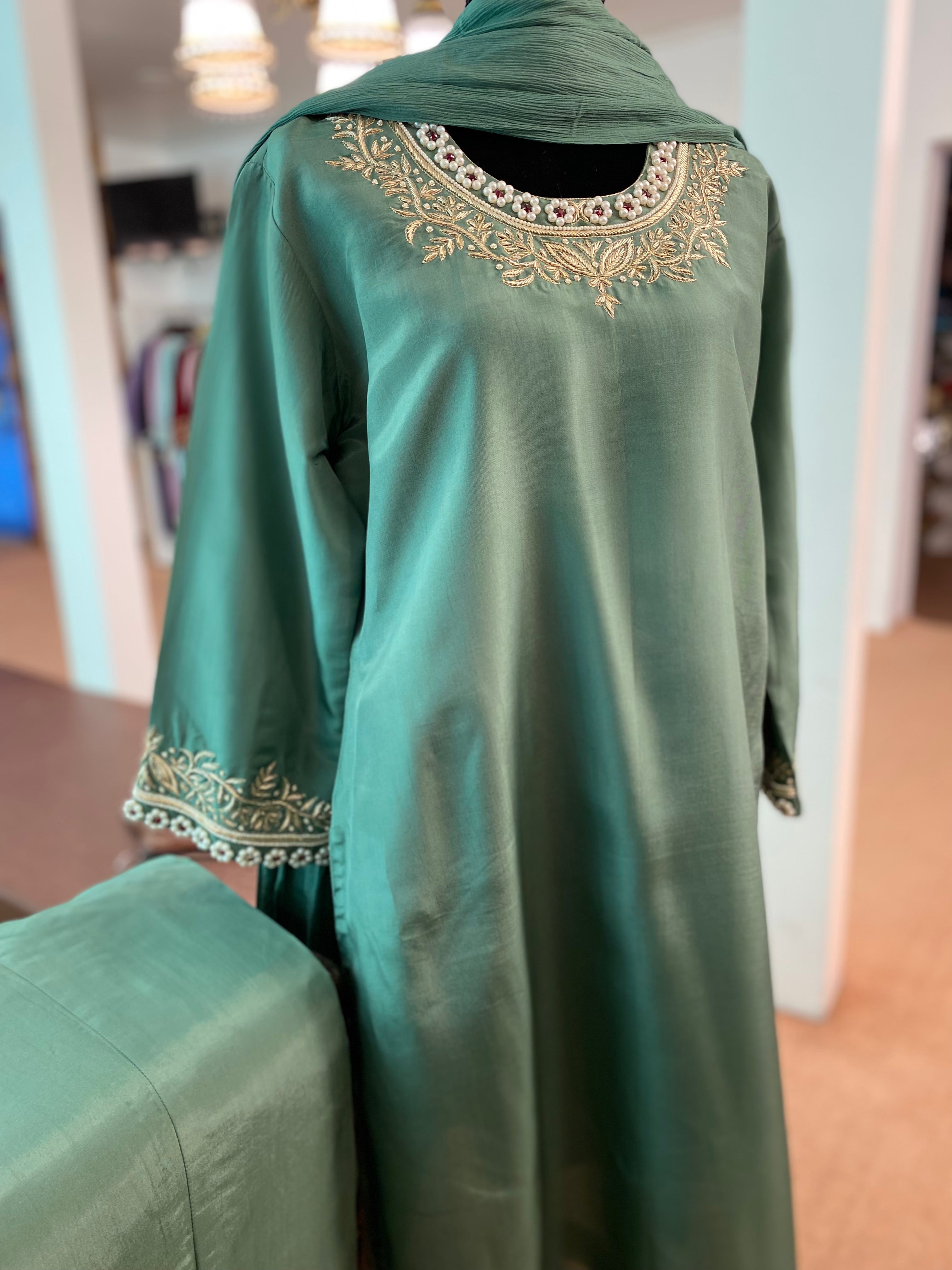 Hand embroidered kurta set 3pc stitched pbks450