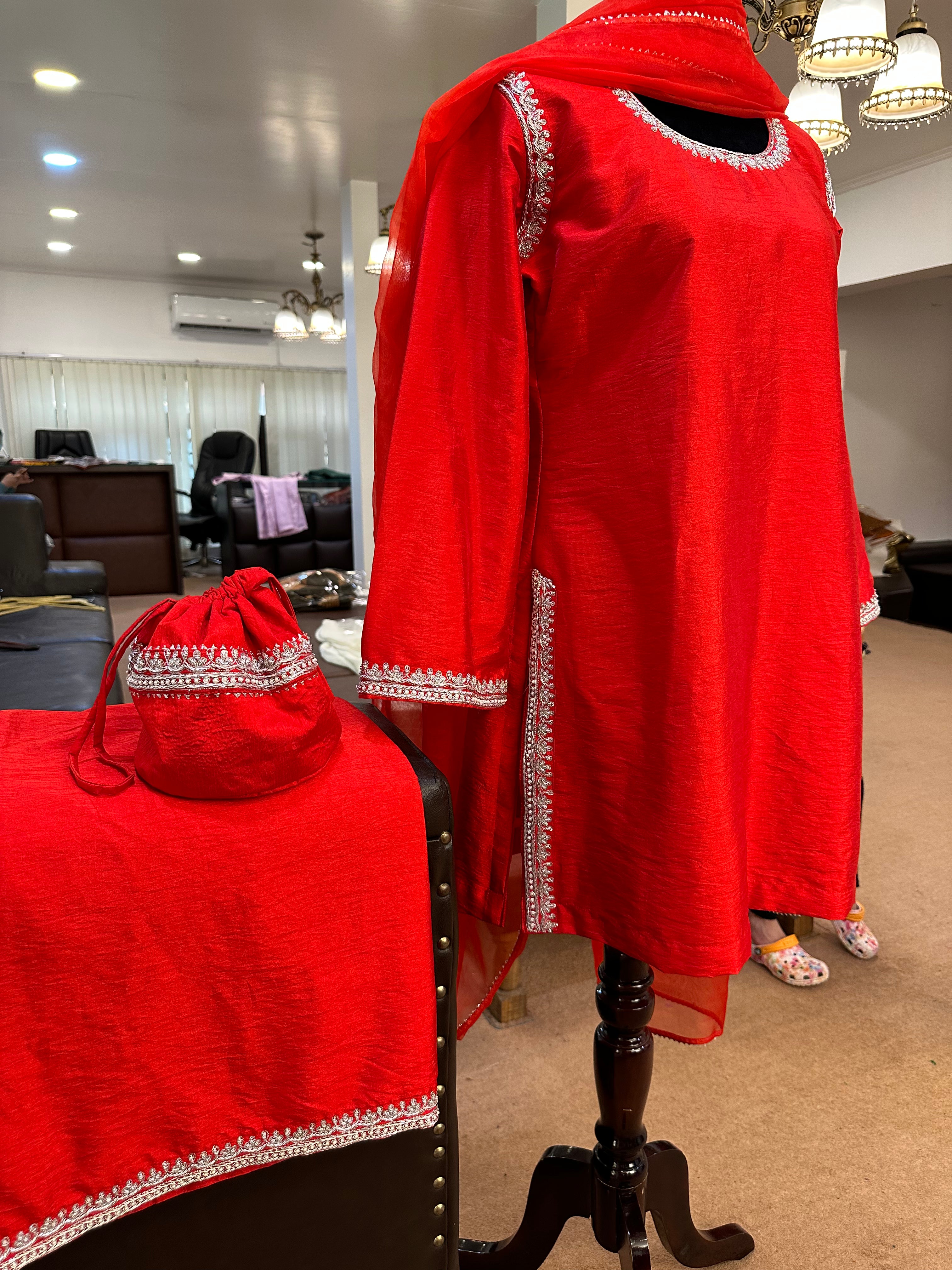 Handembroidered kurta set 3 piece