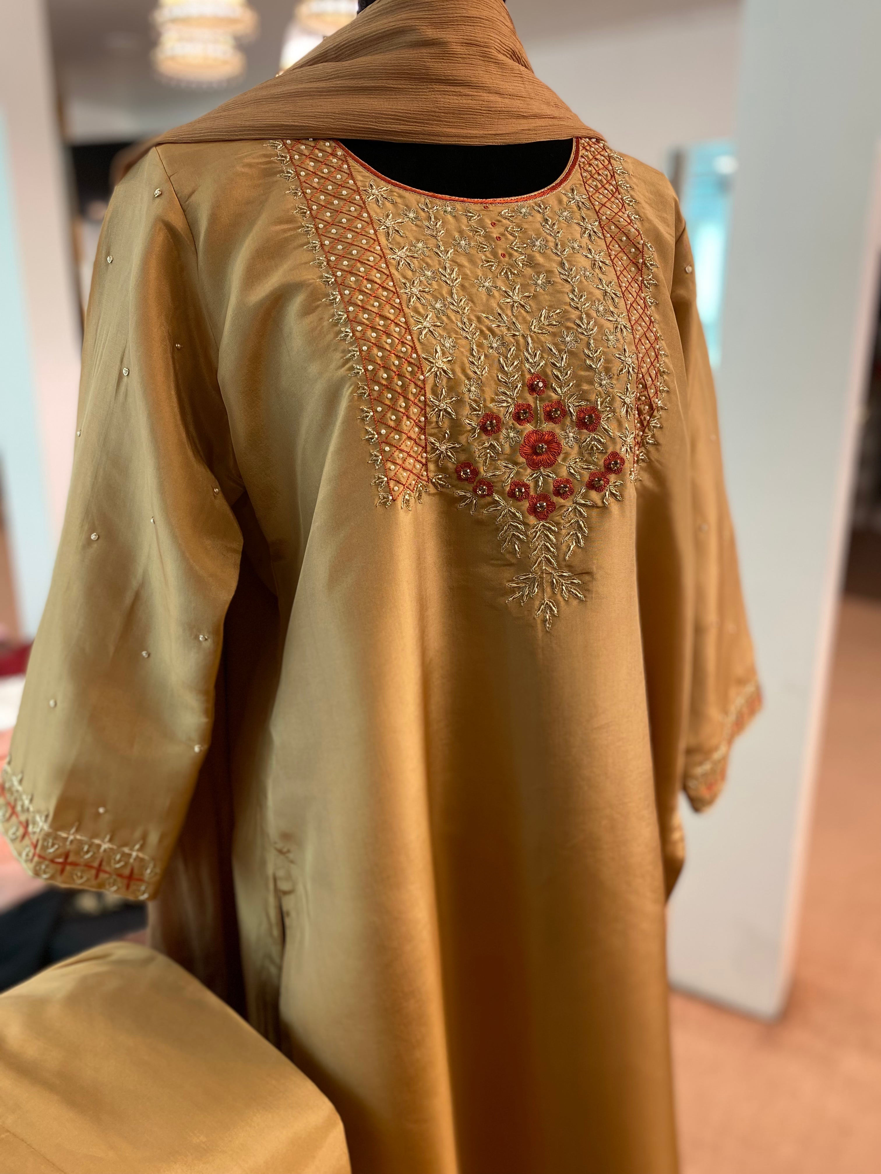 Hand embroidered kurta set 3pc stitched pbks430