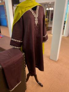 Pure silk Tilla kurta set 3pc stitched