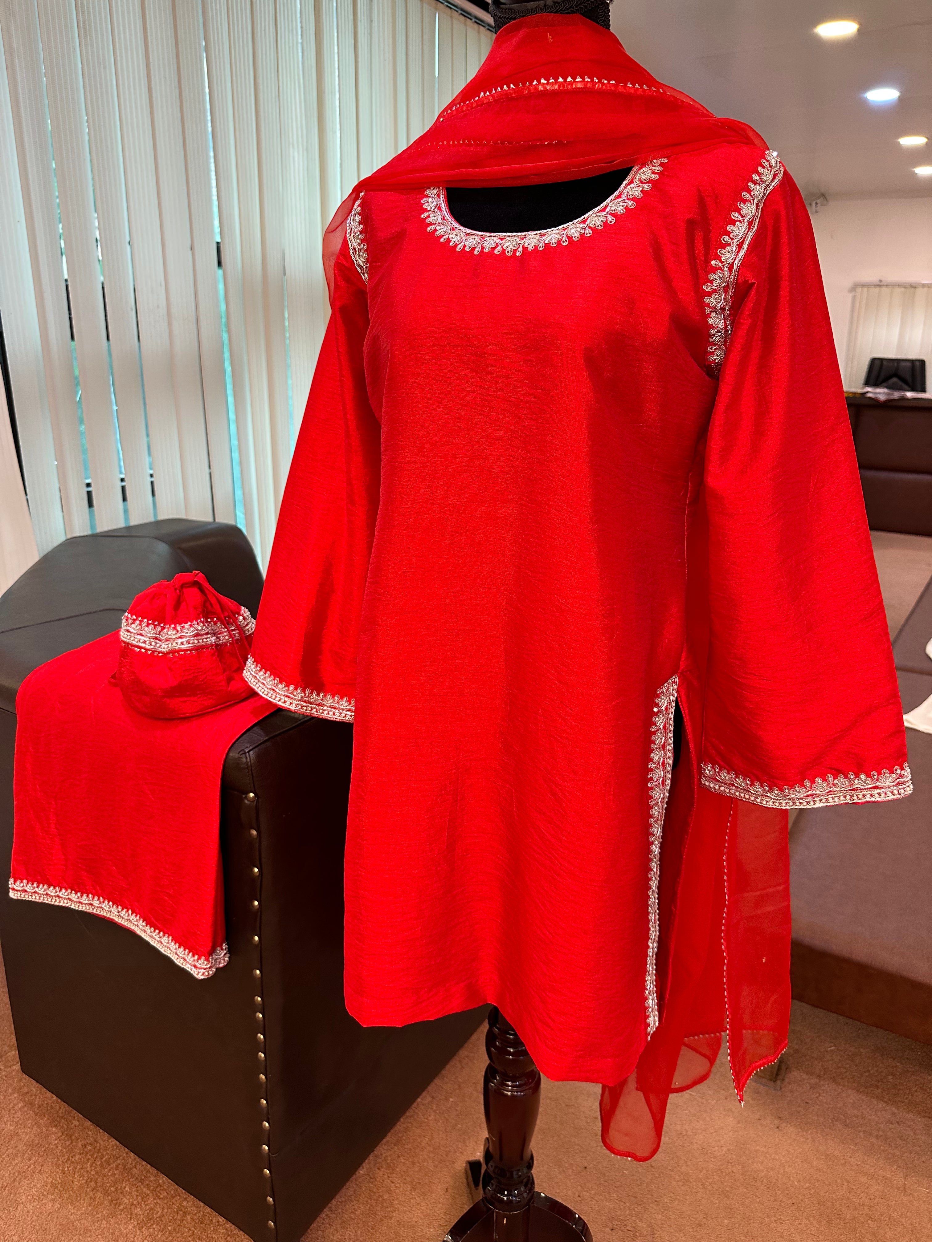 Handembroidered kurta set 3 piece