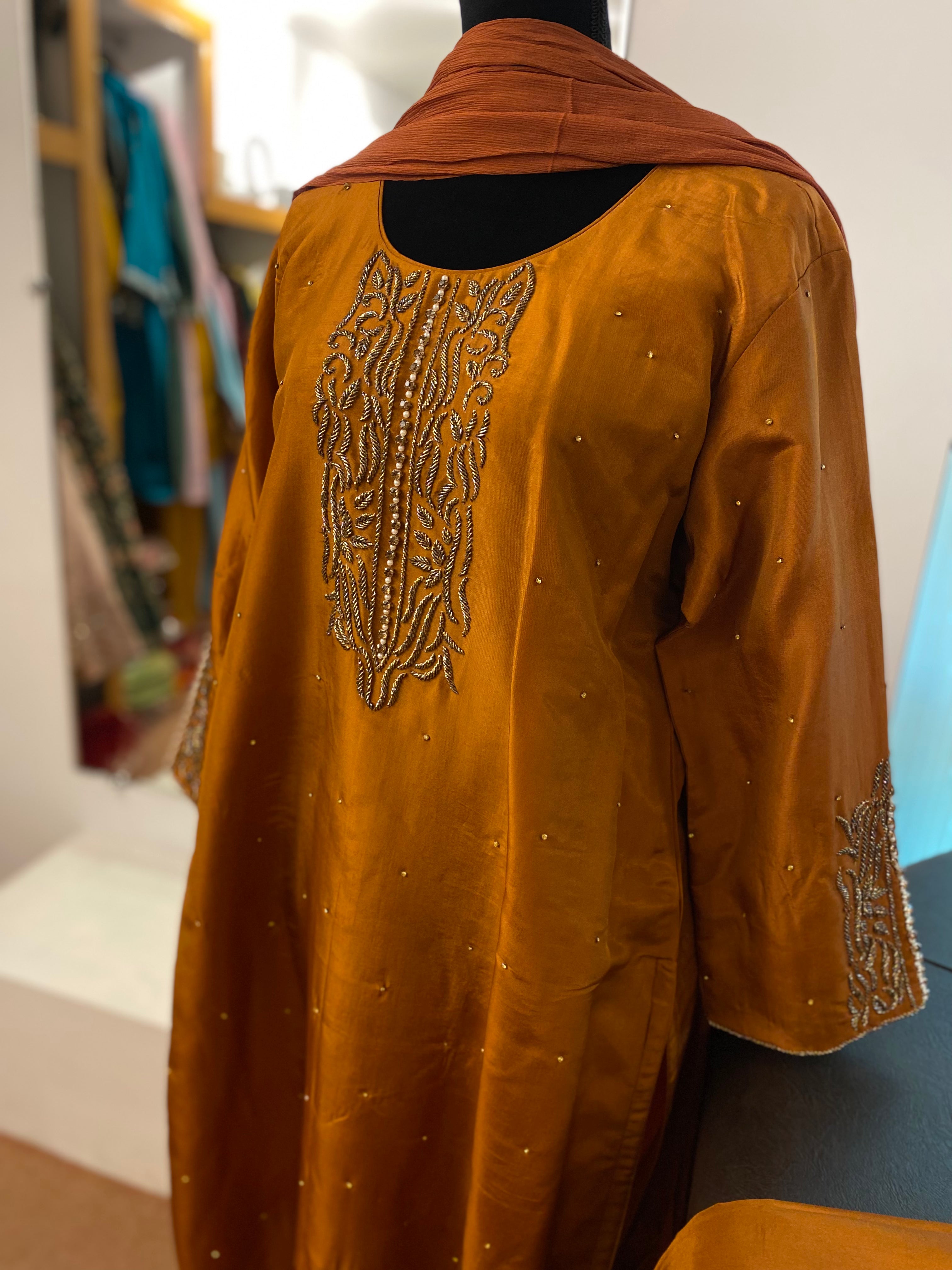 Hand embroidered kurta set 3pc stitched pbks485