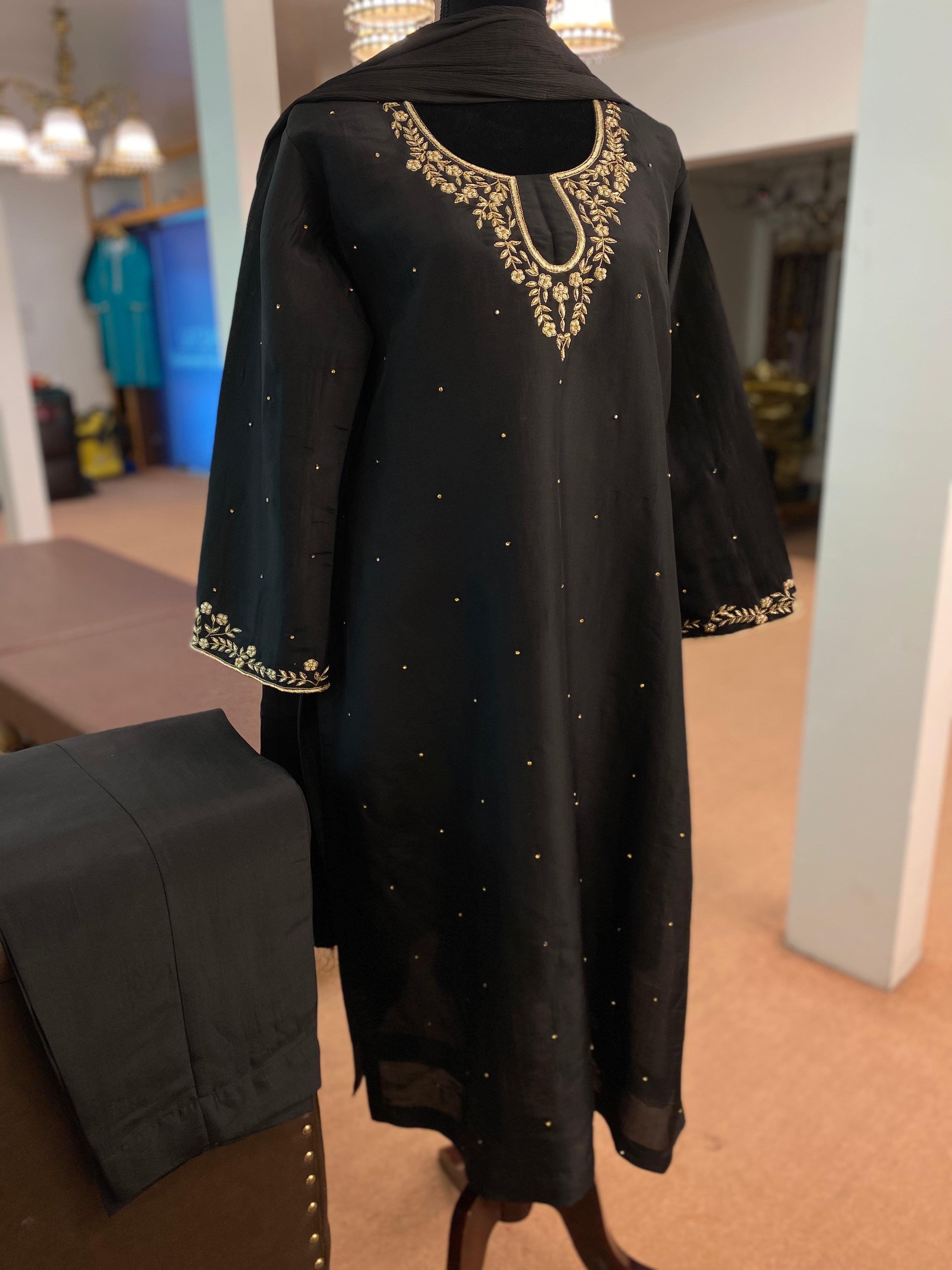 Hand embroidered kurta set 3pc stitched pbks441