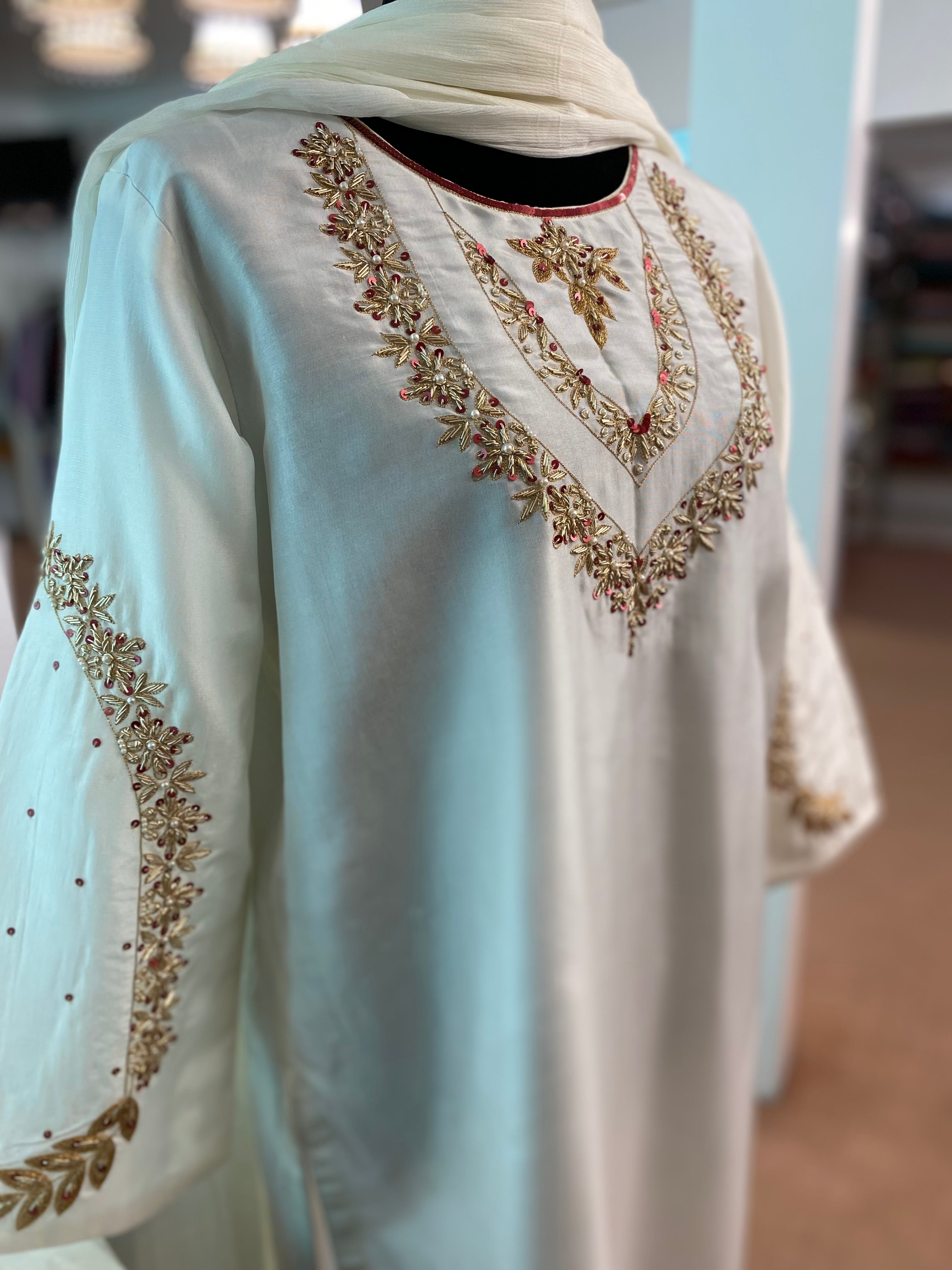 Hand embroidered kurta set 3pc stitched pbks452