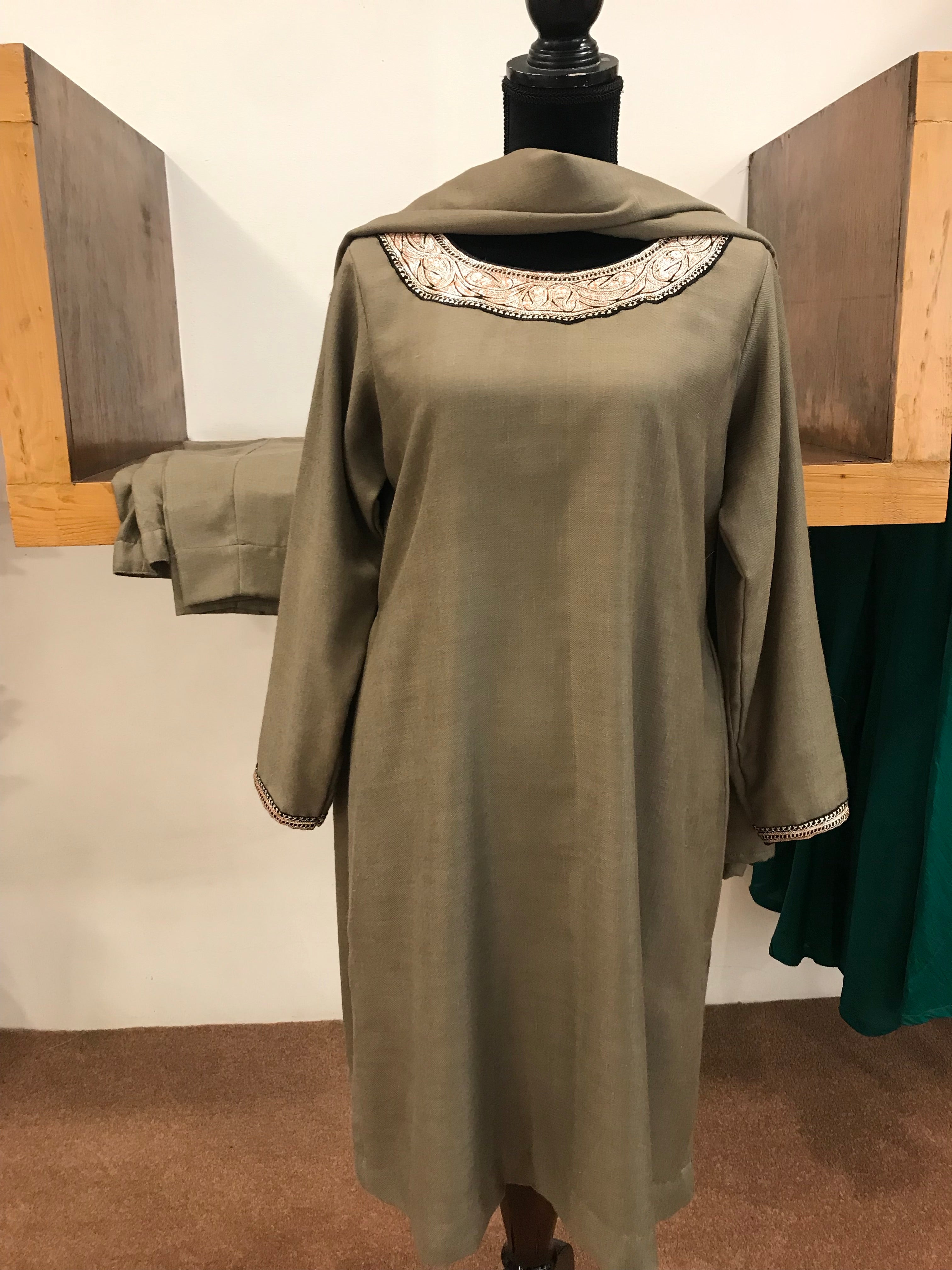 Pure pashmina and pure wool blend kurta set 3pc with Hand Tilla