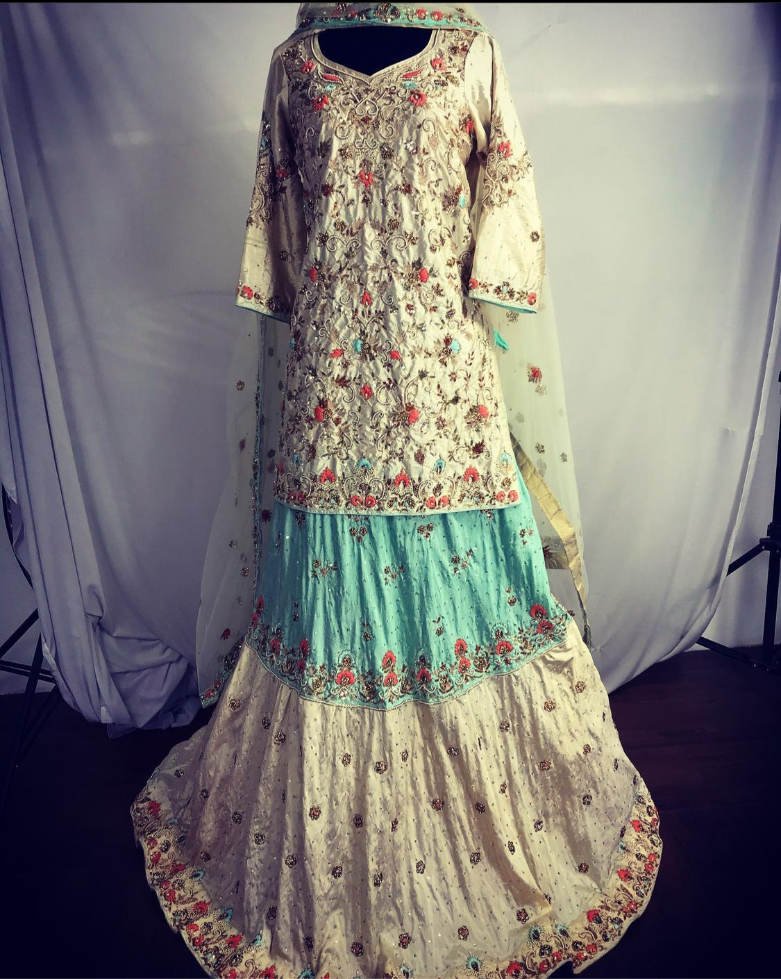 Hand embroidered Bridal Dress - Pastau