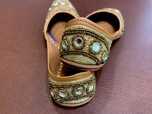 Handmade Genuine Leather jutti - Pastau