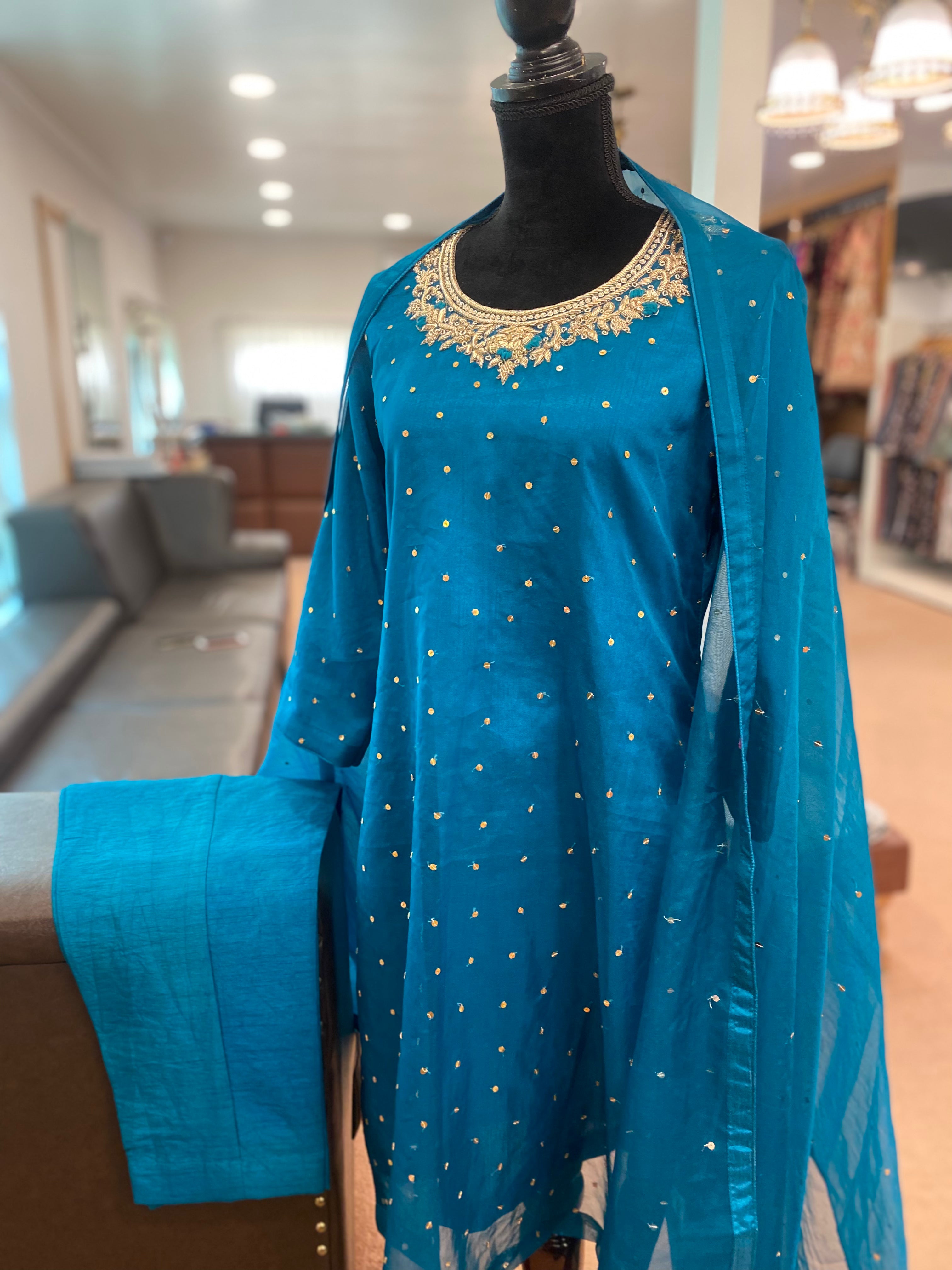 Hand embroidered Kurta set 3pc stitched