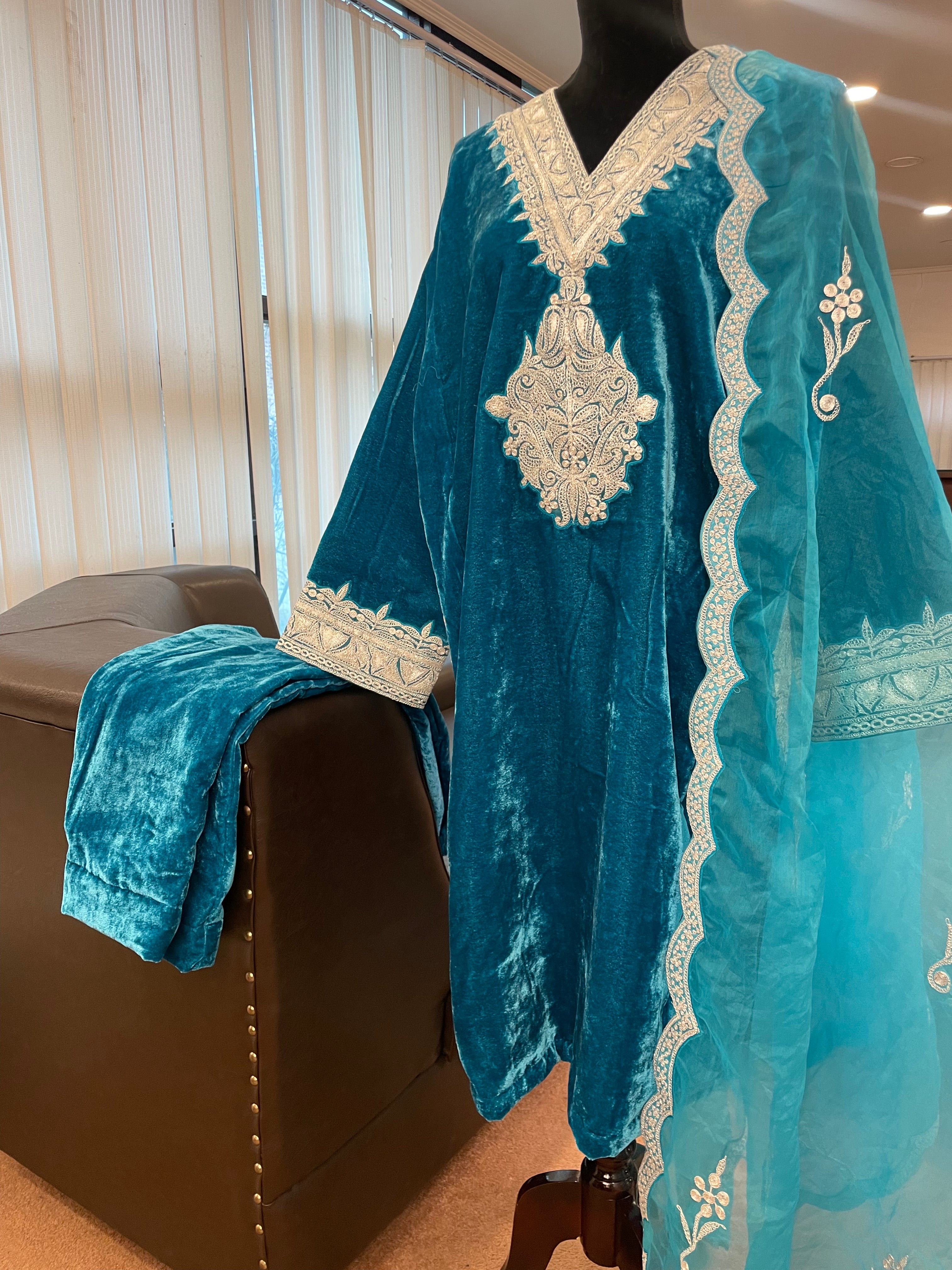 Machinetilla kurta set