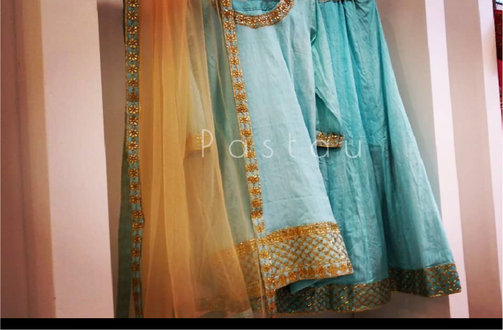 Handembroidered dress - Pastau