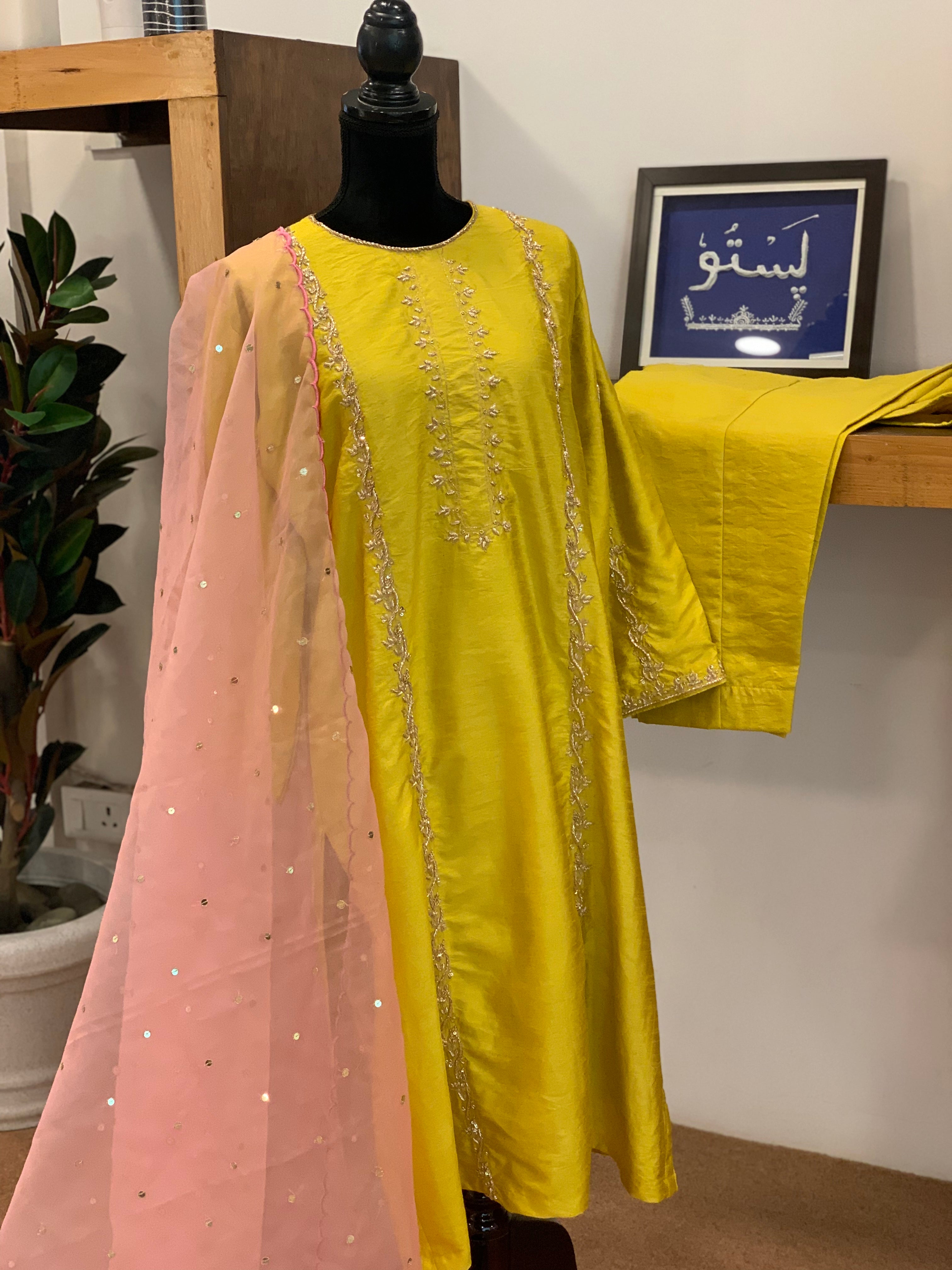 Hand embroidered Suit 3pc stitched