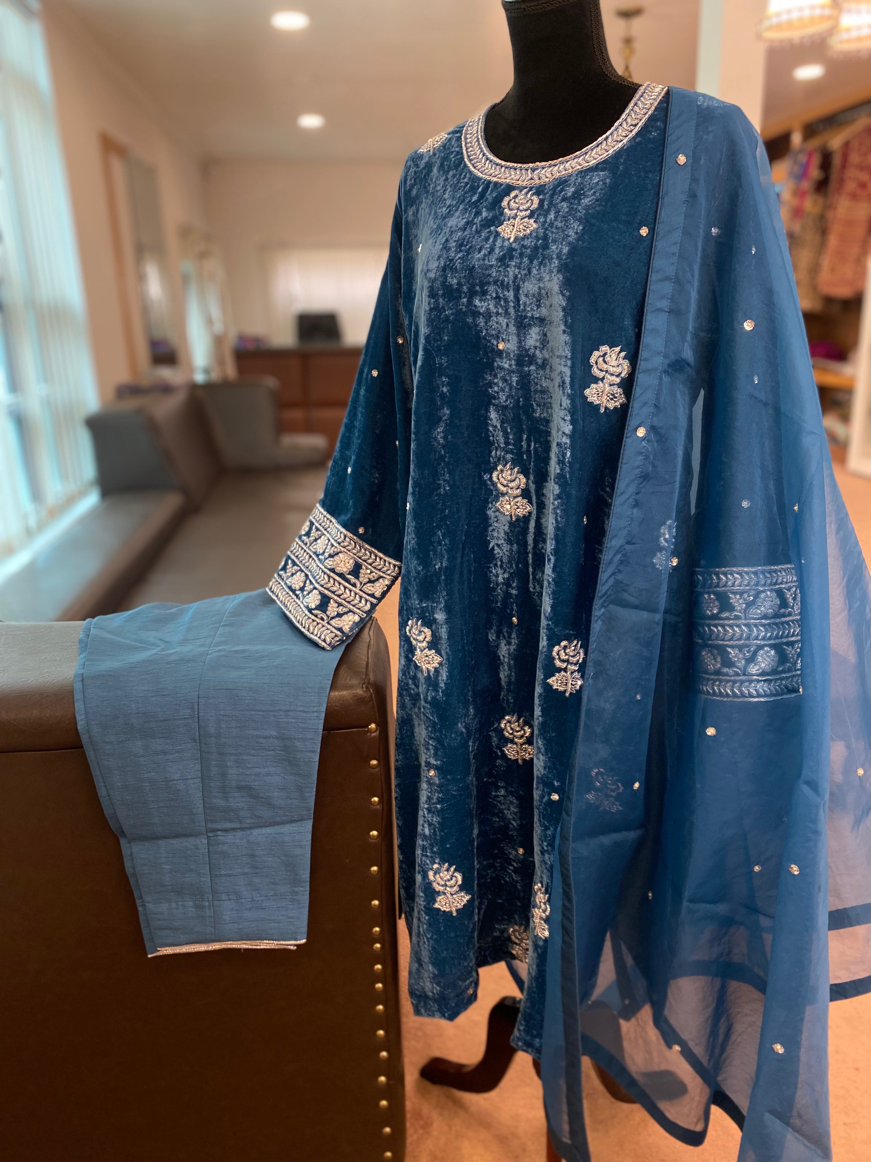 Hand embroidered dress 3pc