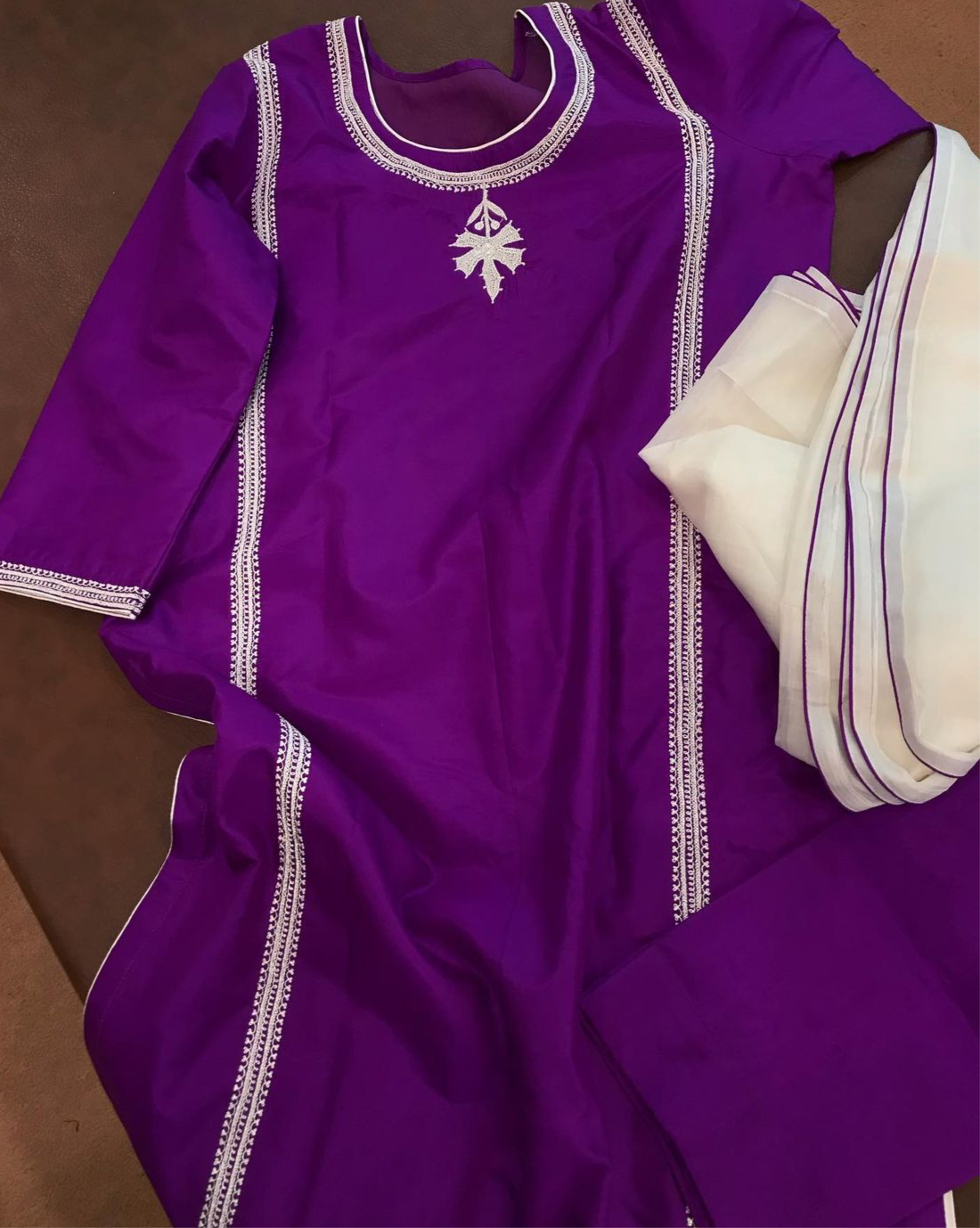 Hand Tilla pure silk suit unstitched