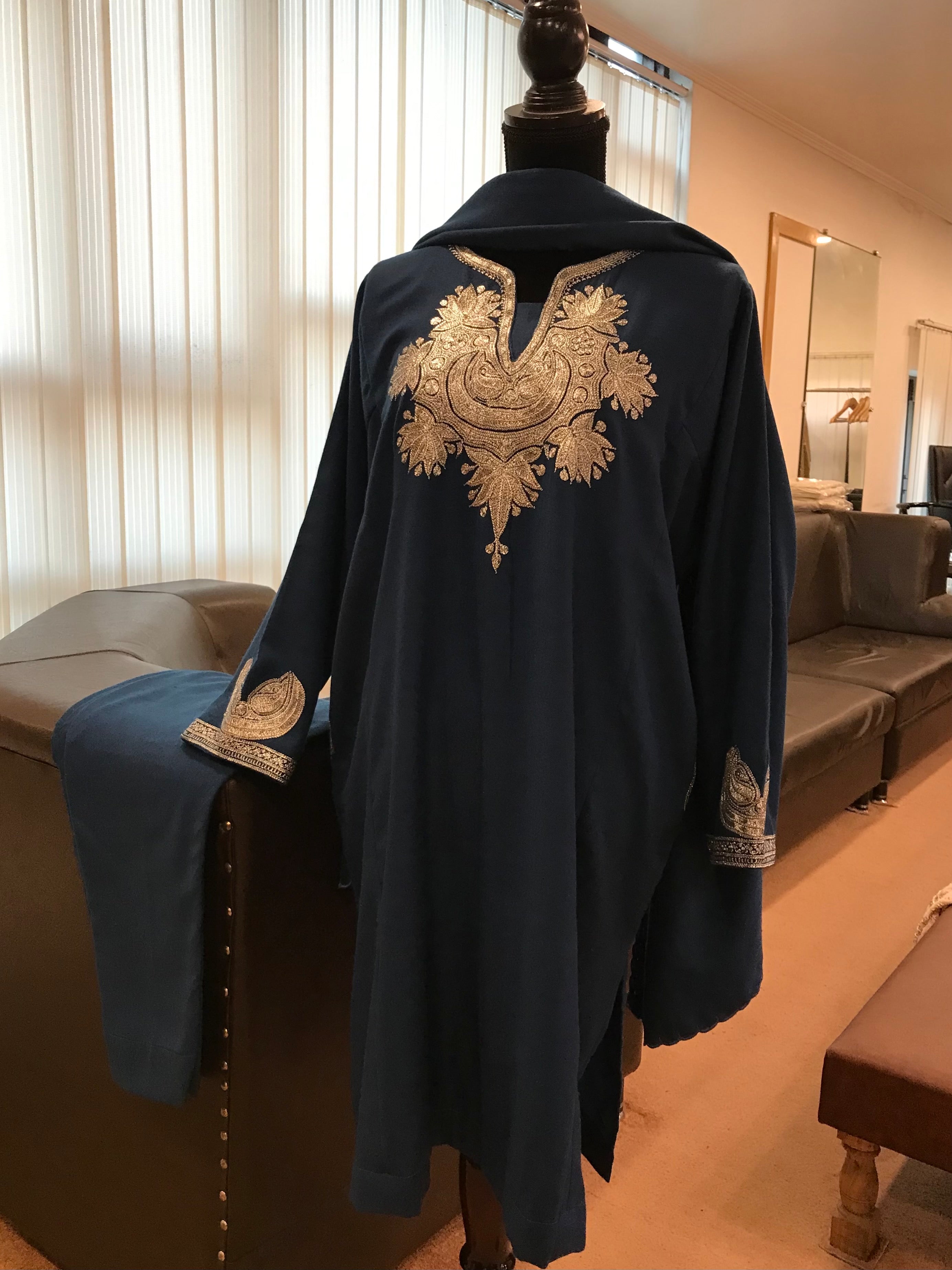 Pure pashmina and pure wool blend Pheran set 3pc with Handcrafted Tilla