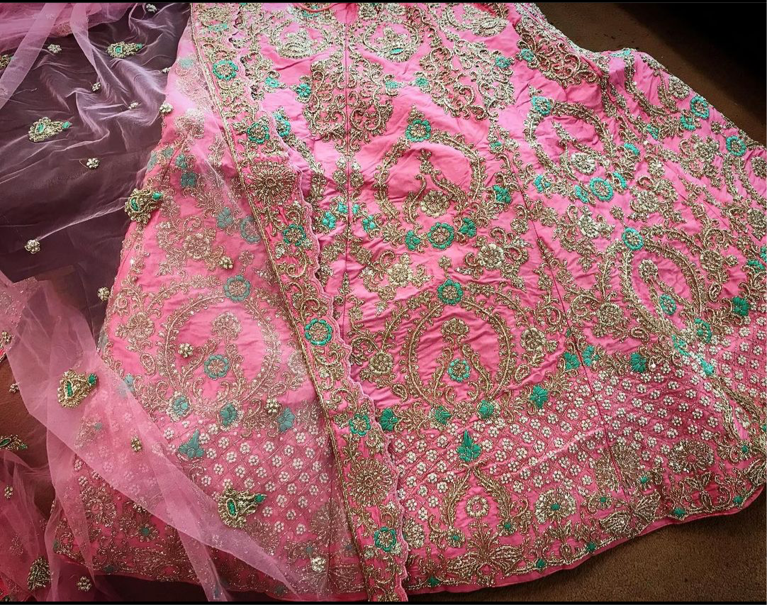 Handembroidered Bridal ensemble - Pastau