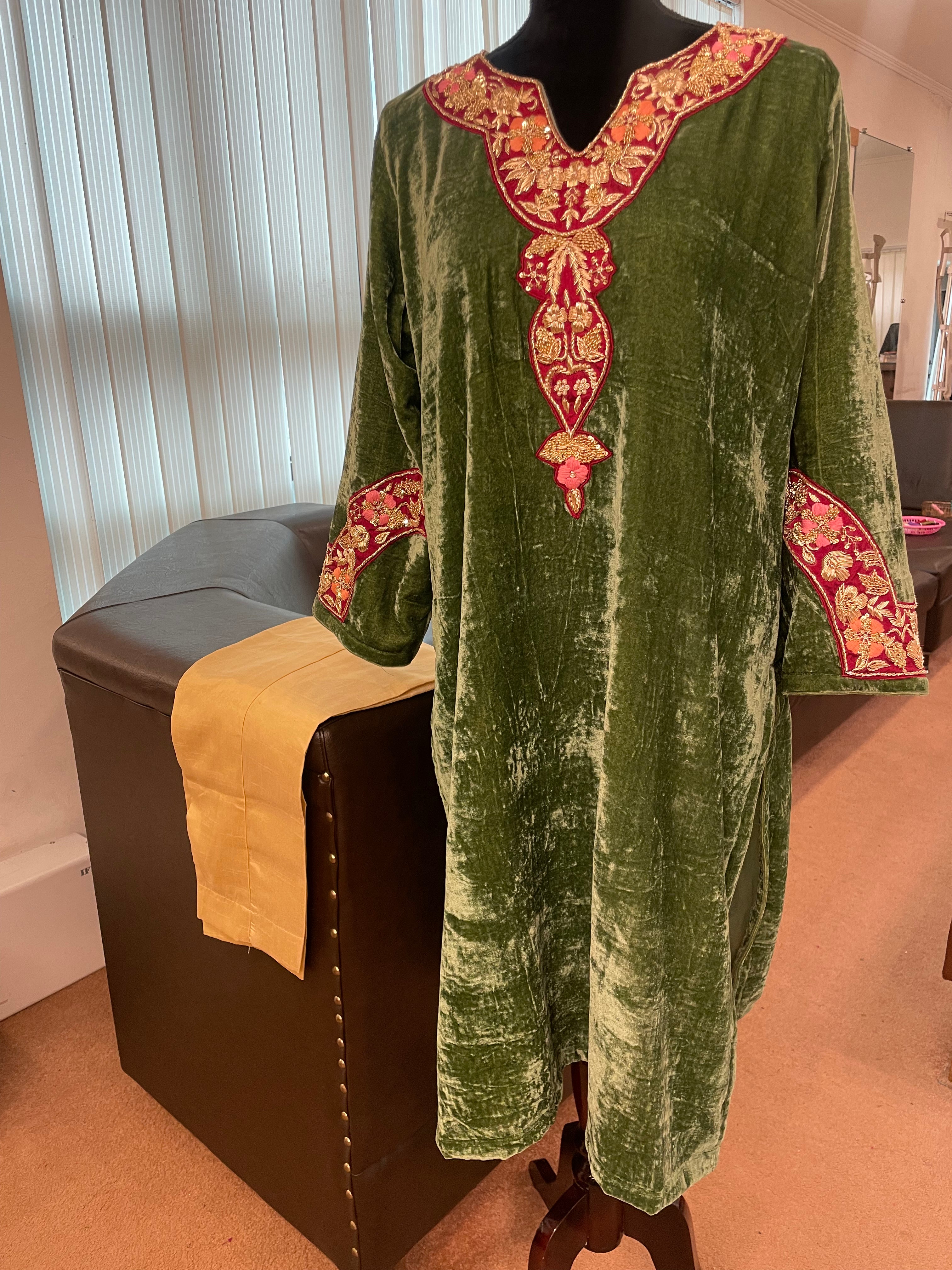 Velvet kurta set