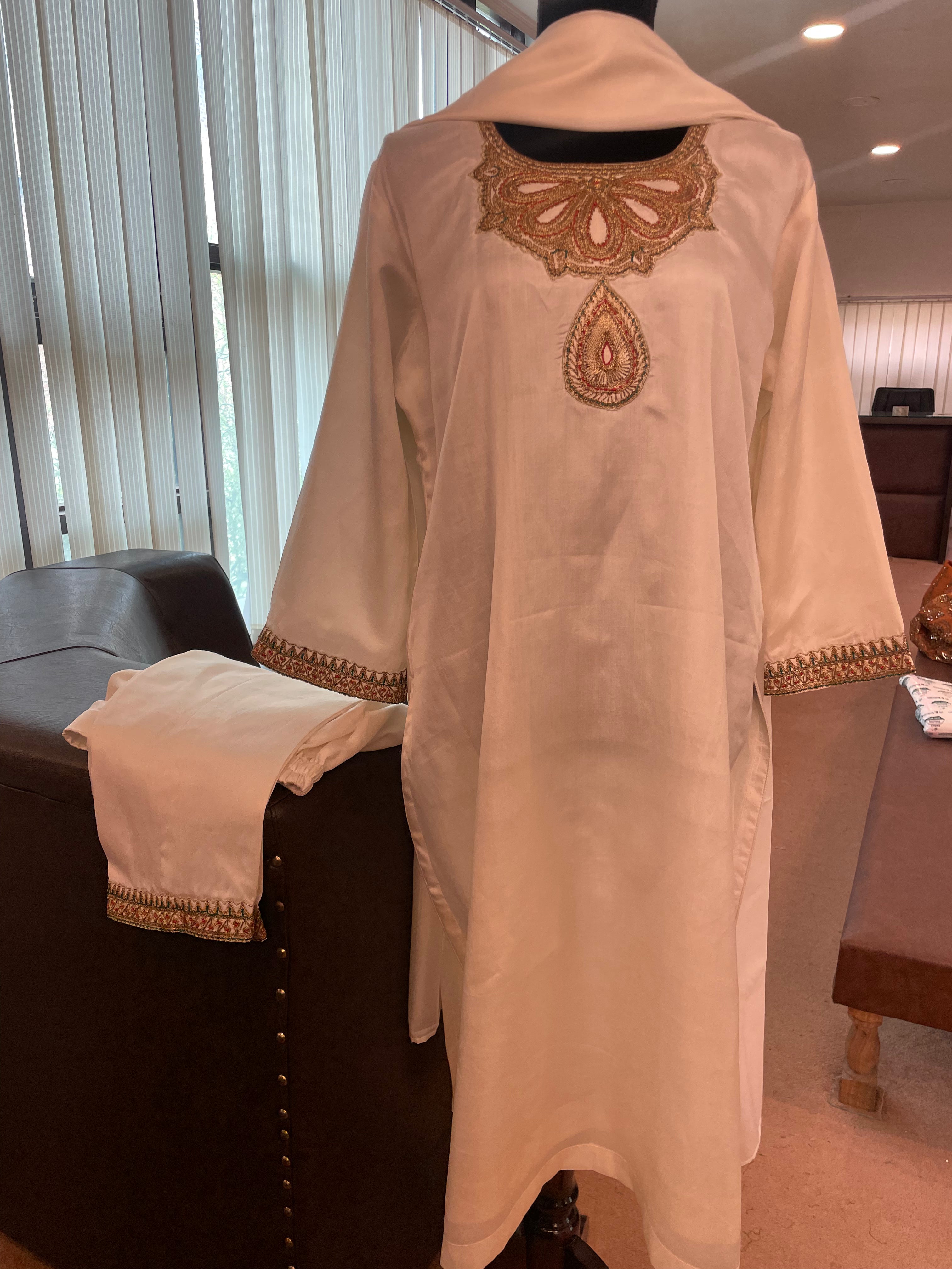 Puresilk 3 piece kurta set mtks346