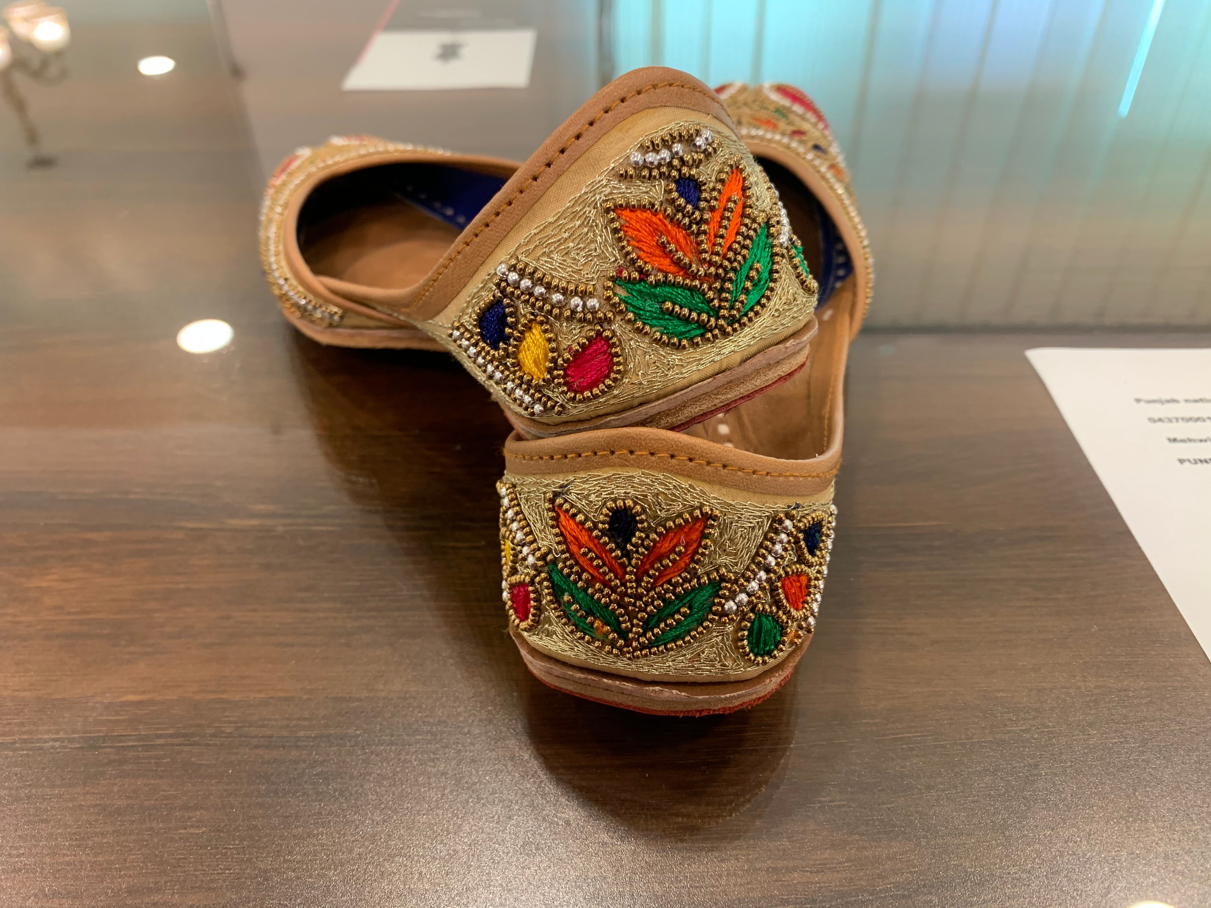 Handmade Genuine leather Jutti - Pastau