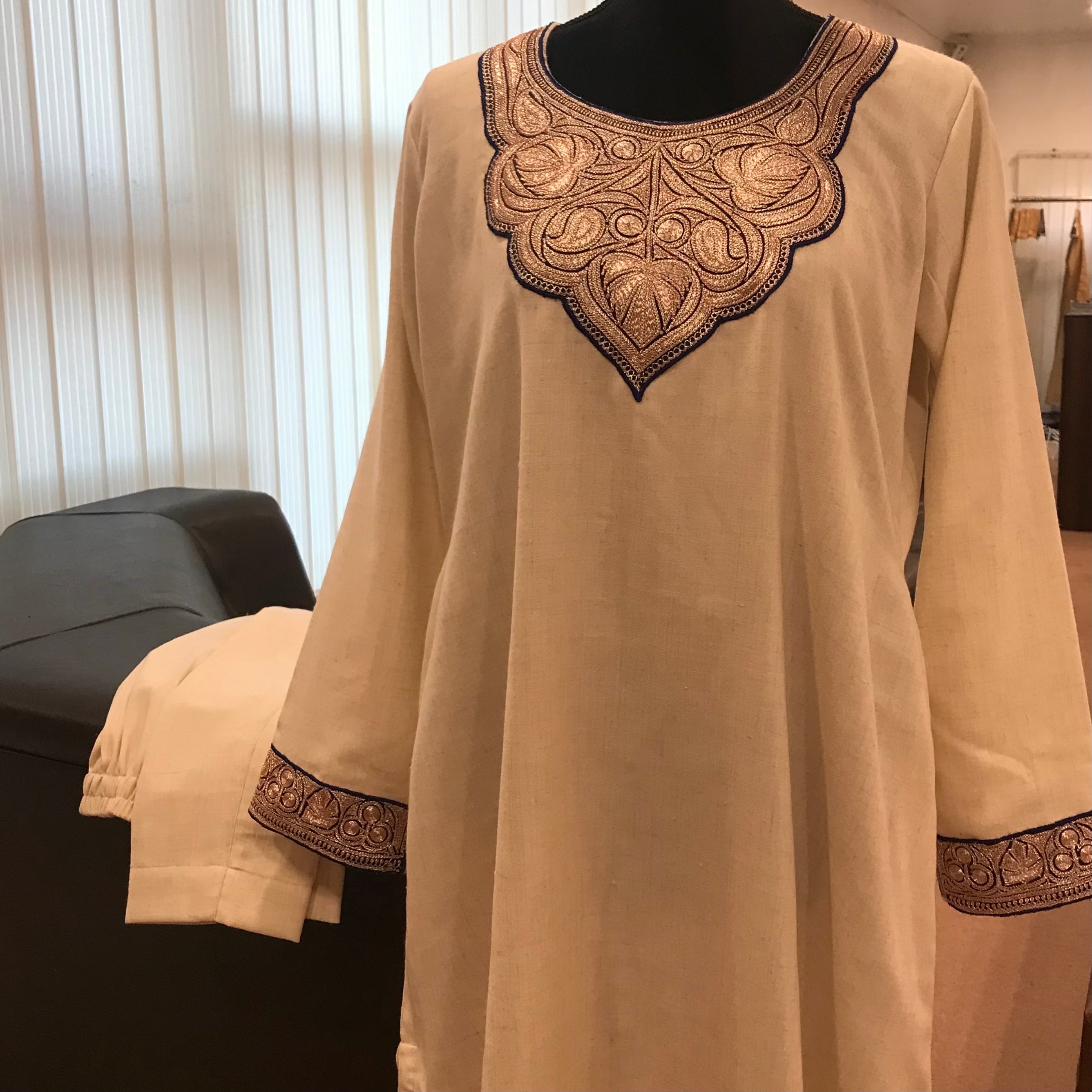 Pure pashmina blend kurta set 2pc with handcrafted Tilla PWB126