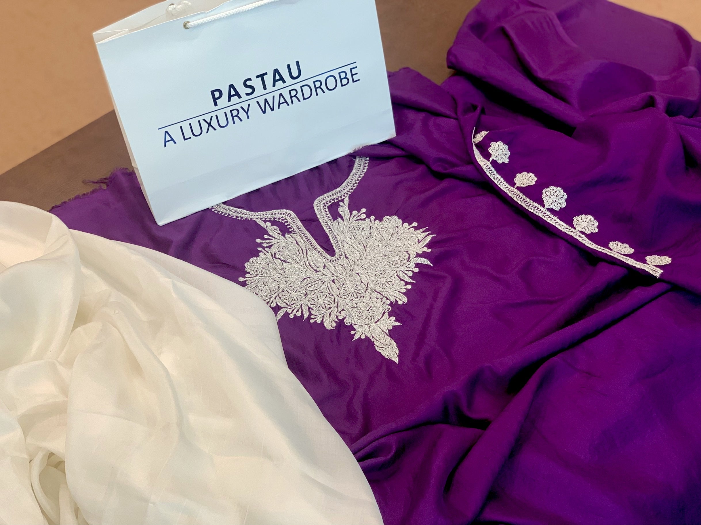 Hand Tilla pure silk 3pc unstitched