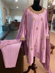 Hand embroidered Lilac suit 3pc stitched