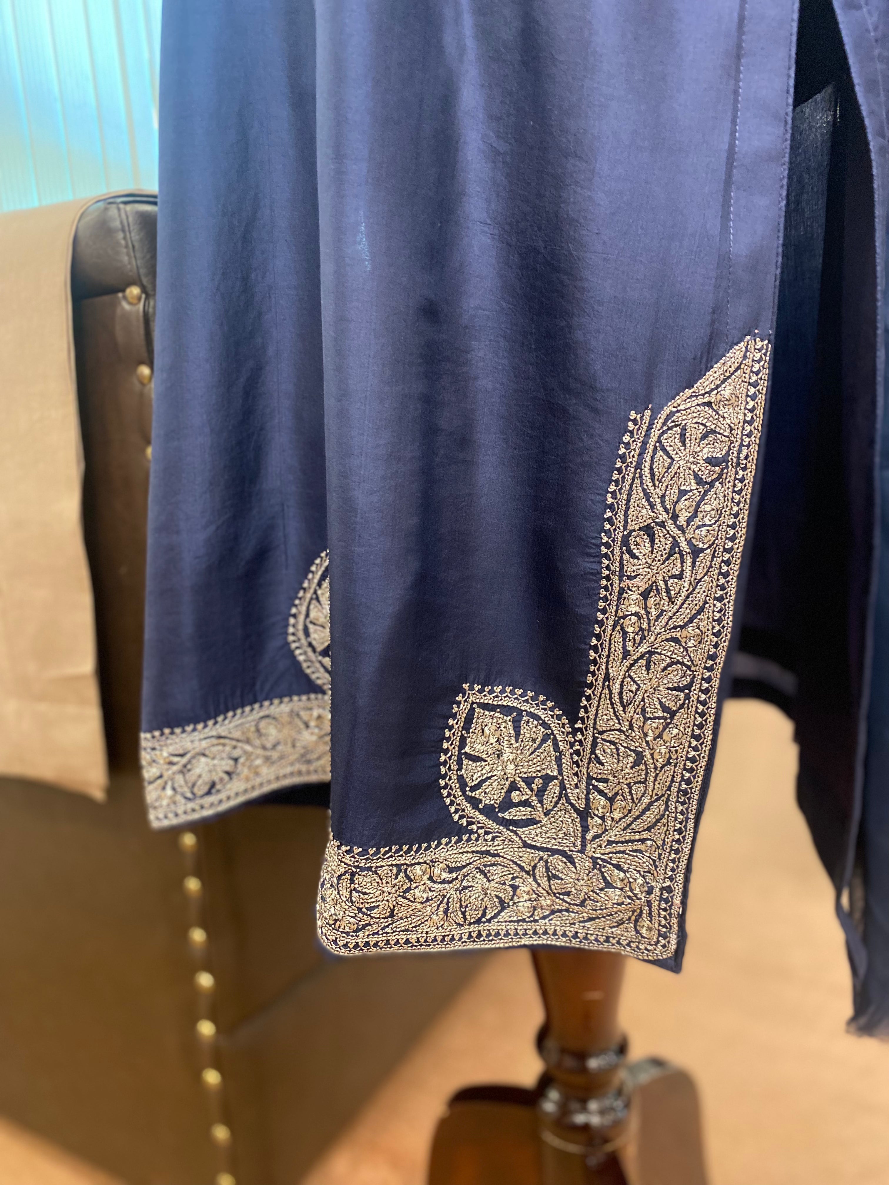 Pure silk Hand Tilla suit 3pc stitched