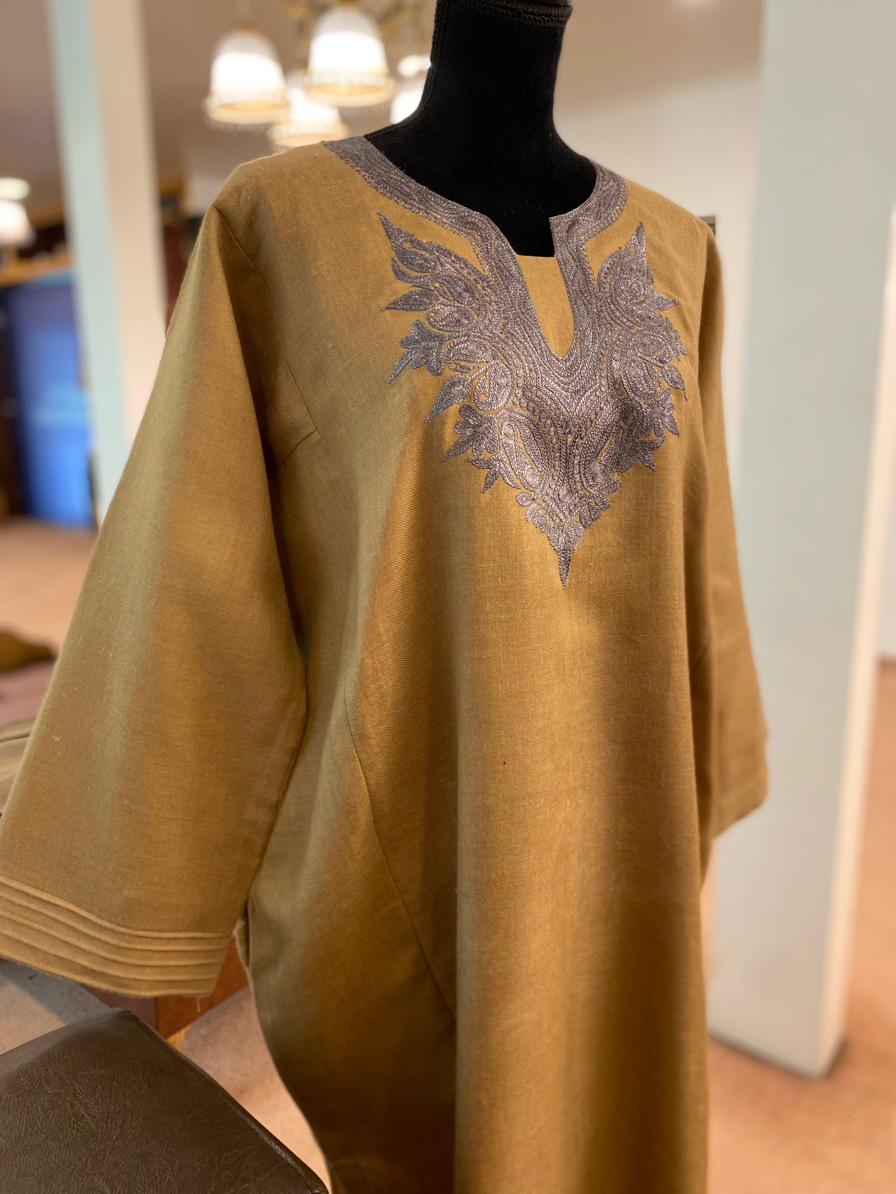 Pure pashmina blend pheran with Doav embroidery pwb179