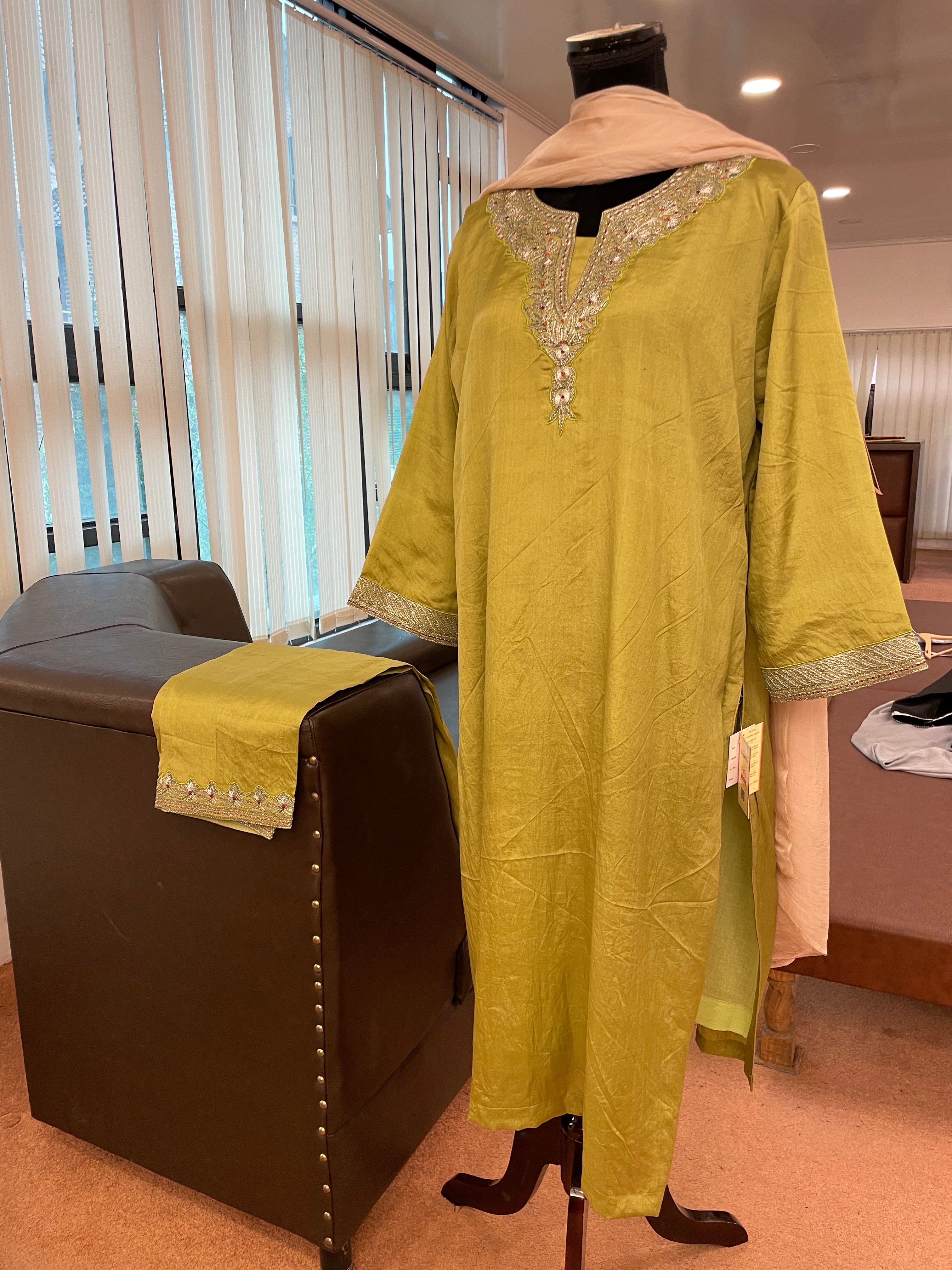 Tilla kurta set Mtks350