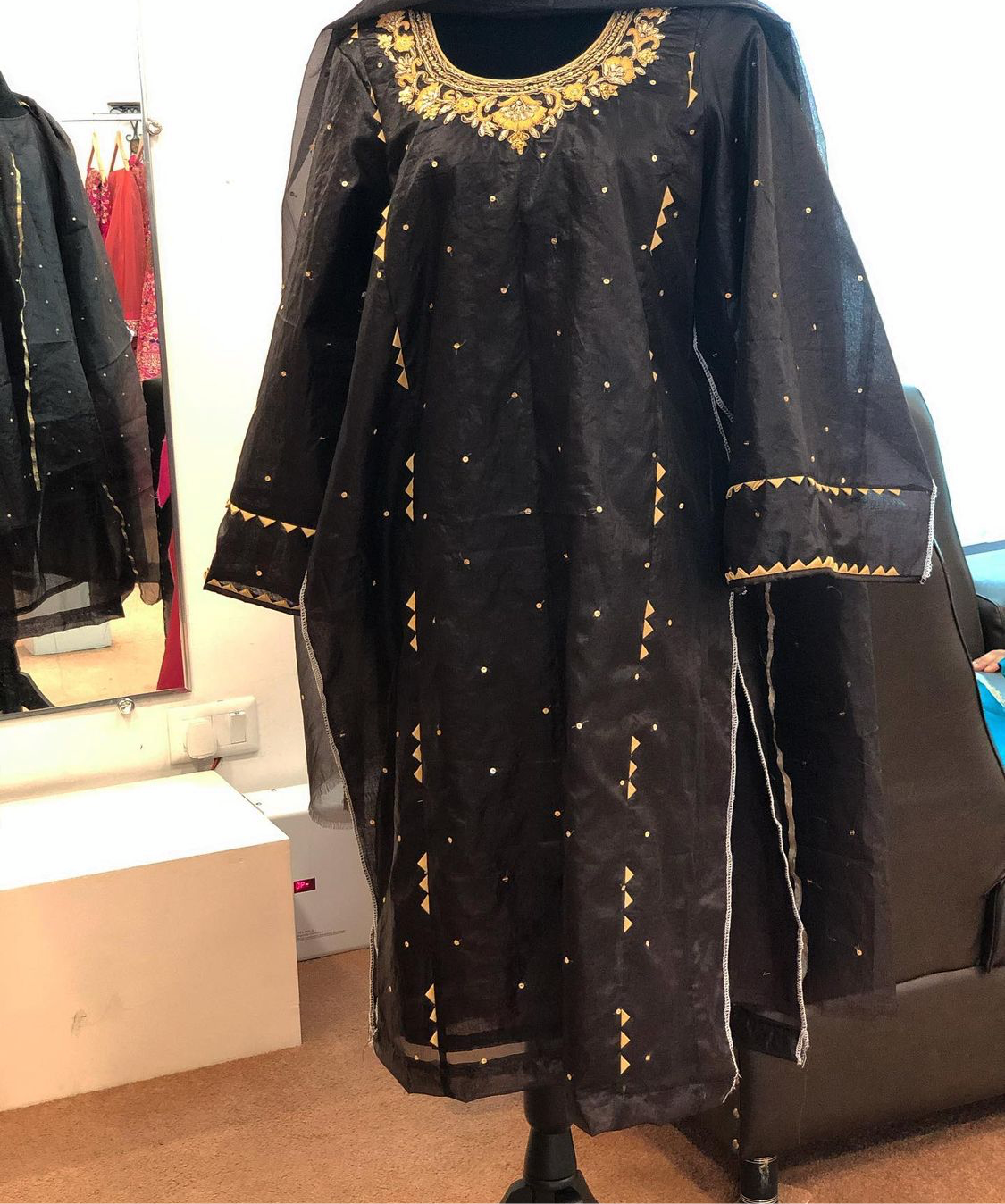 Handembroidered 2 pc semi stitched - Pastau