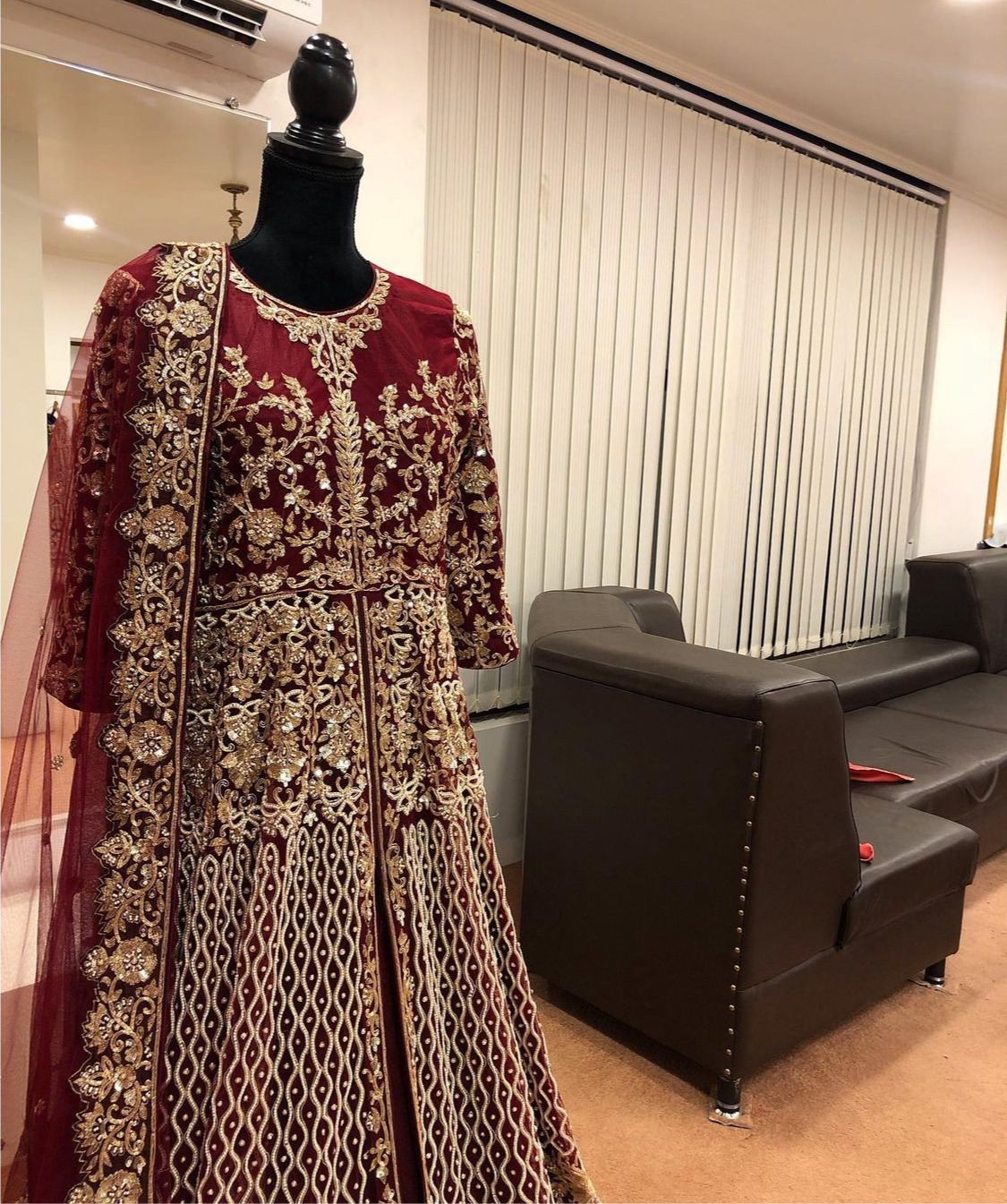 Hand embroidered Bridal ensemble - Pastau