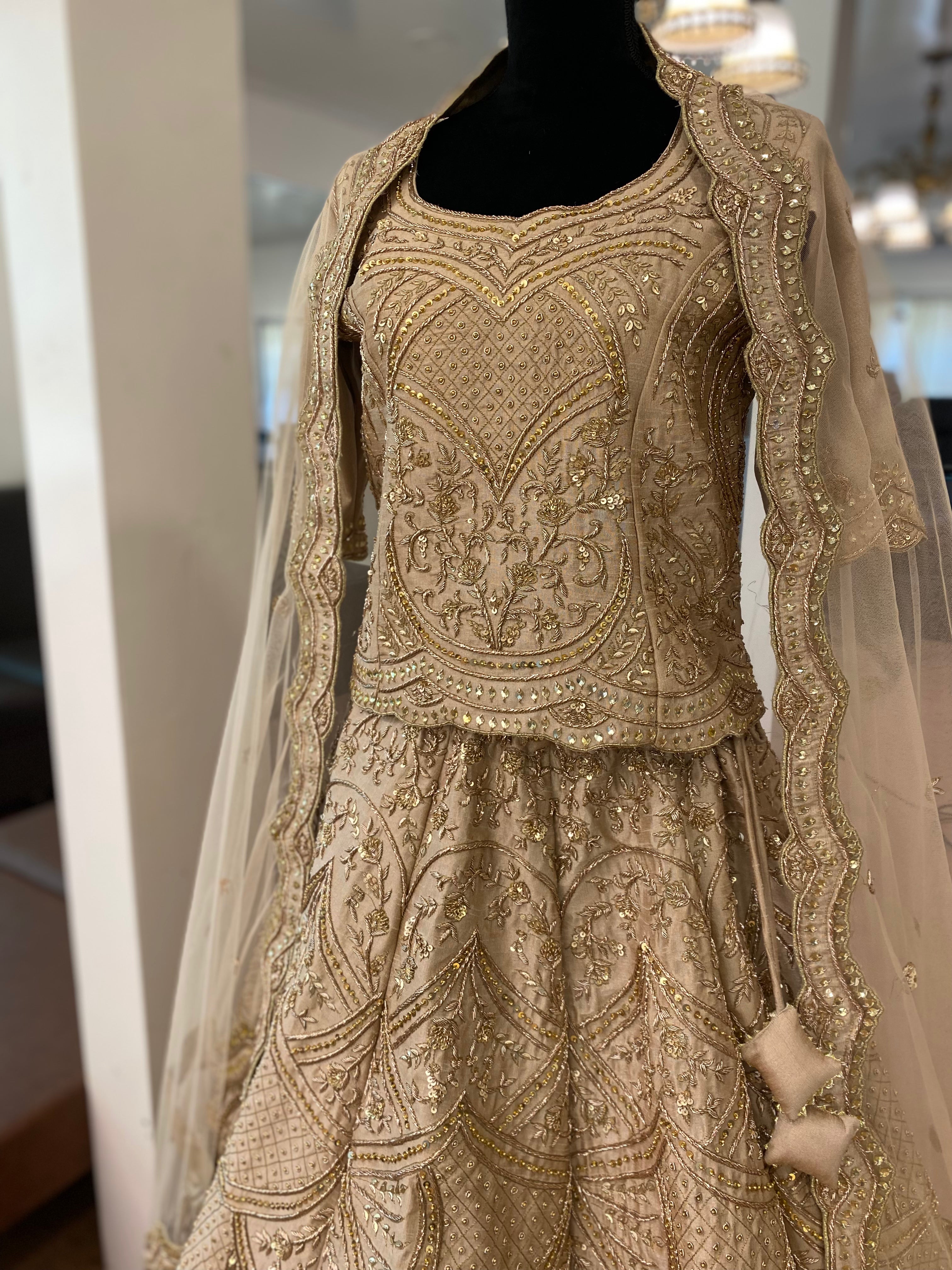 Bridal hand embroidered Lehanga
