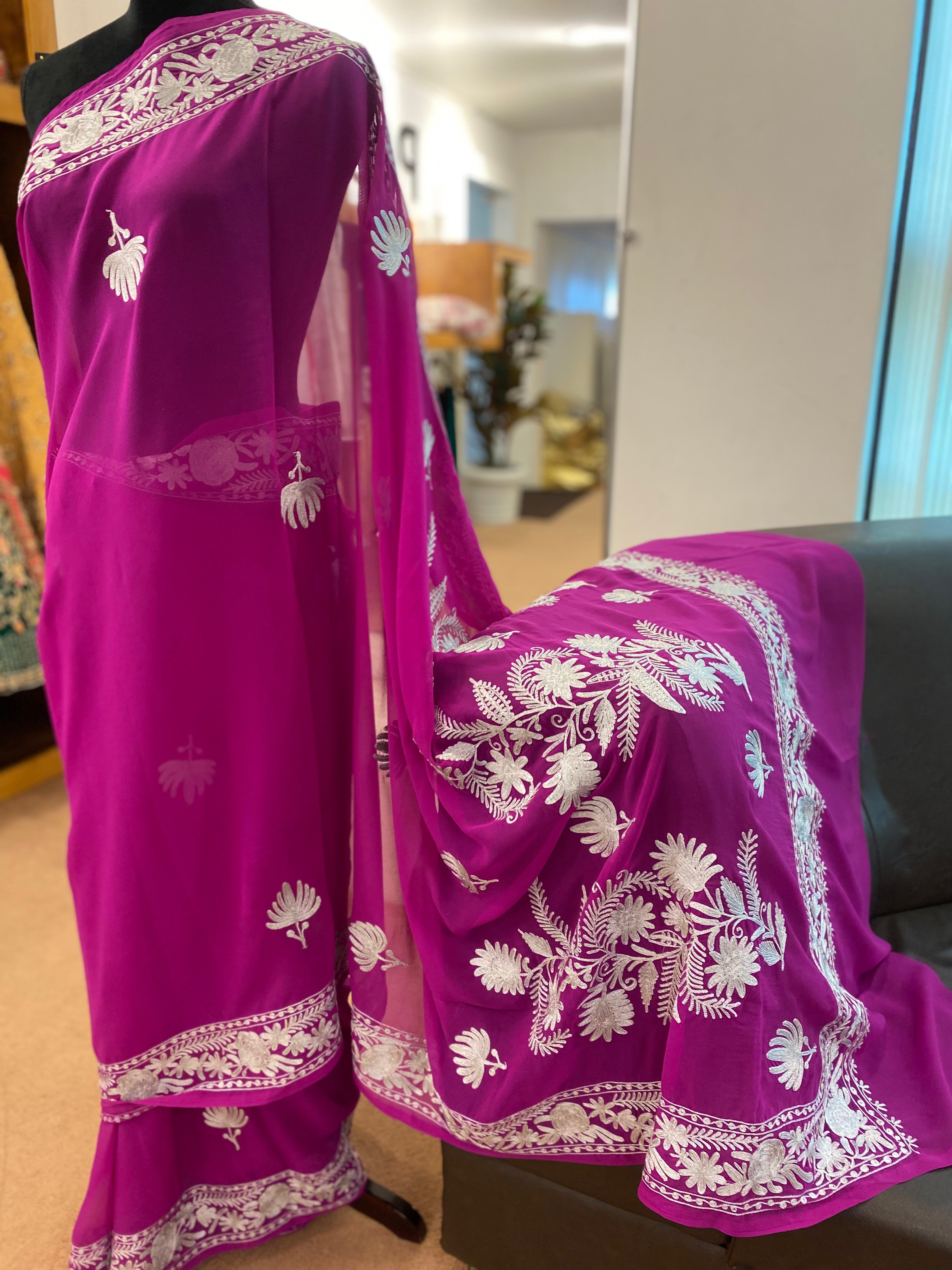 Kashmiri embroidered Georgette saree SR003