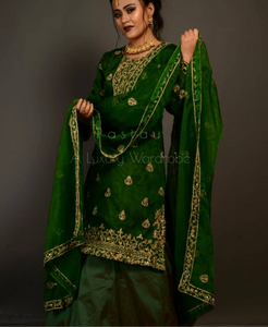 Handembroidered dress - Pastau