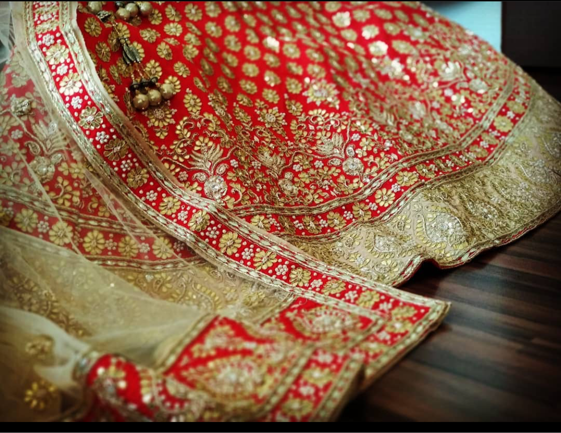 Hand embroidered Bridal Lehanga - Pastau