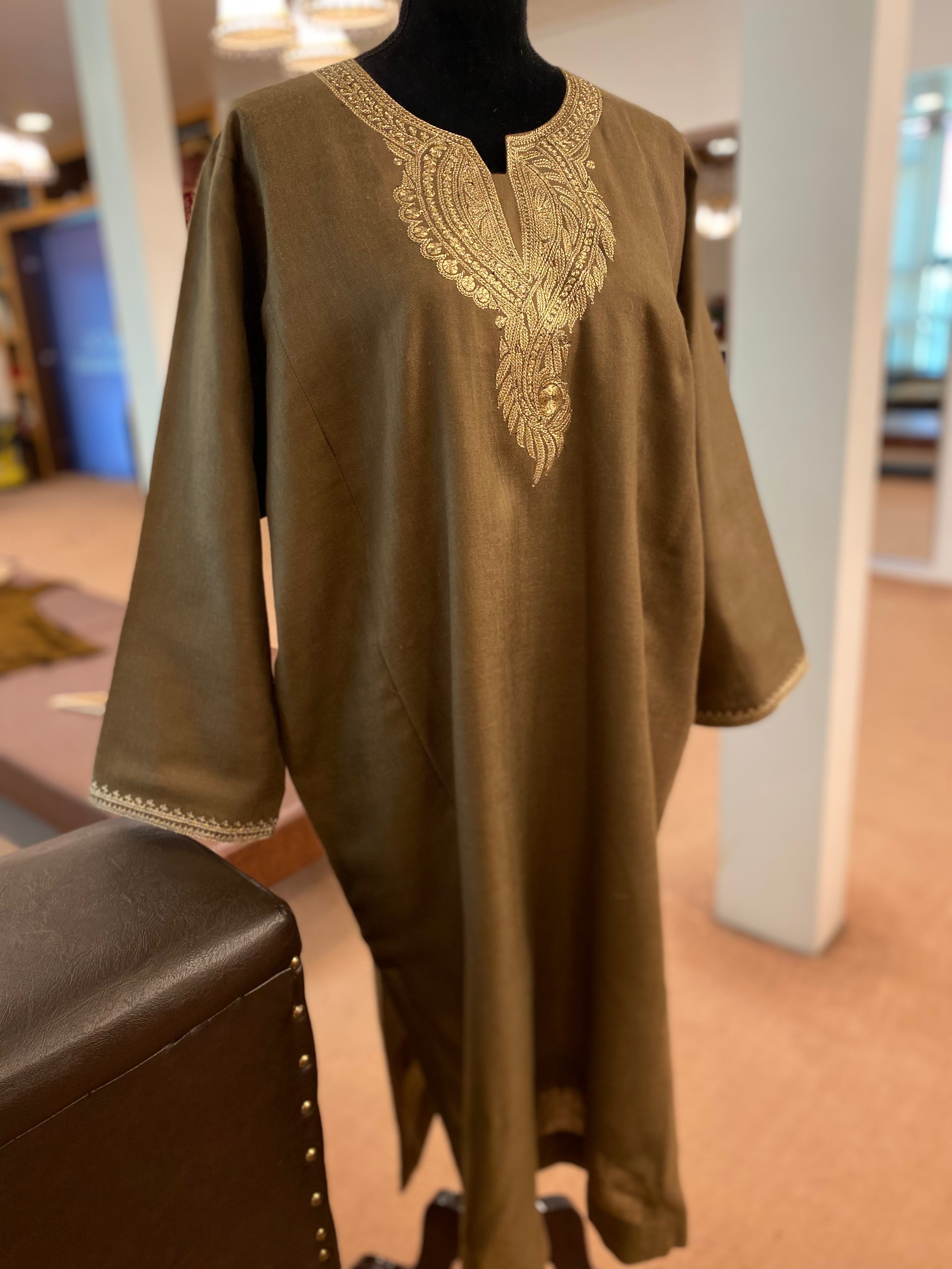 Pure pashmina blend pheran with hand tilla pwb178